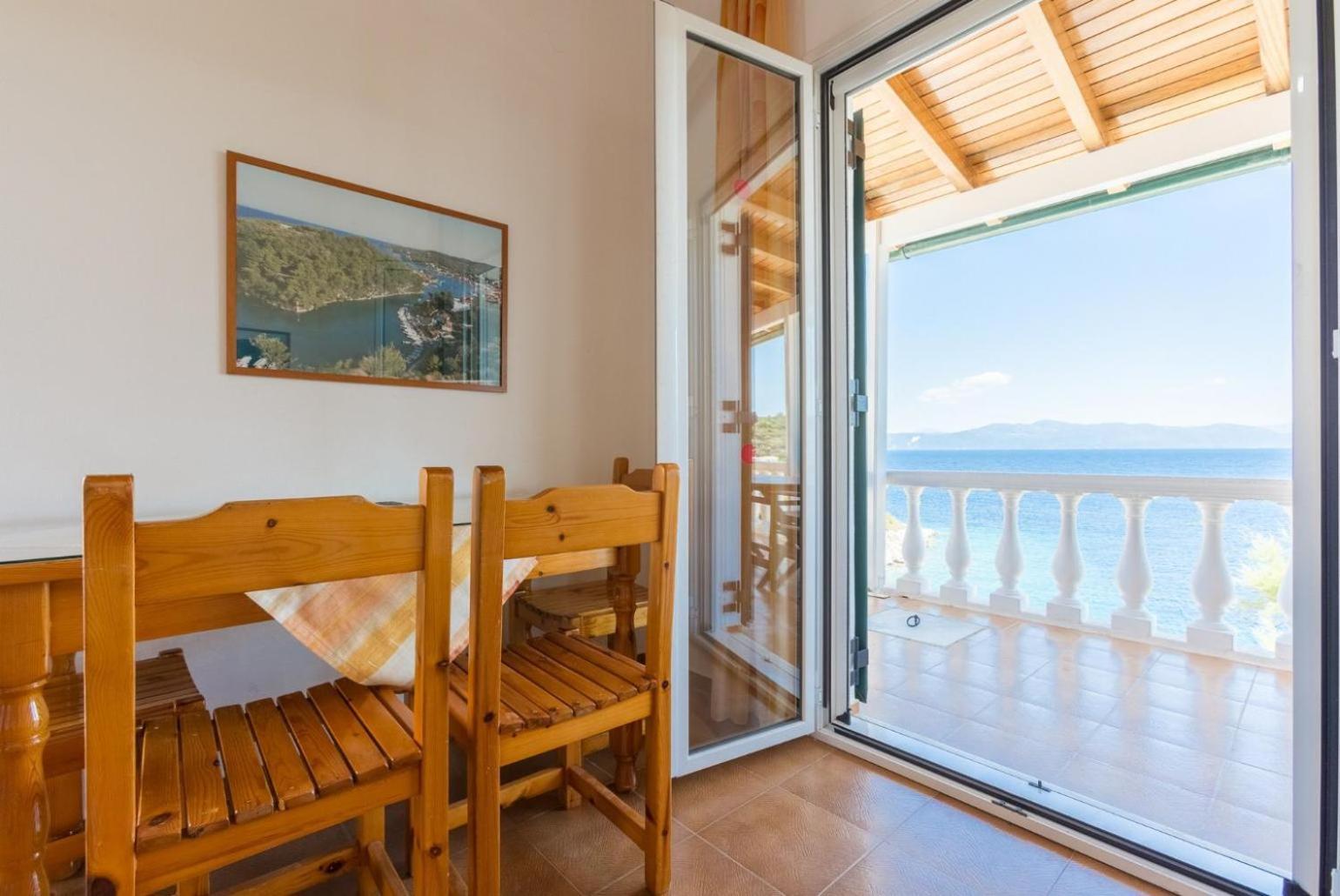 Apartment Dolphin 3 Gaios