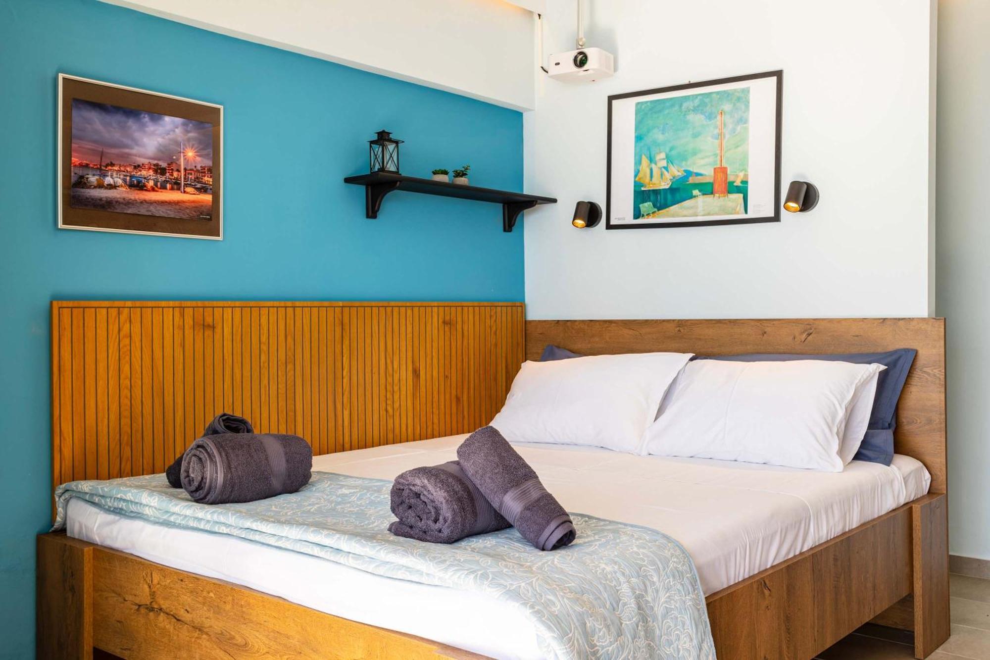 Apartment Beachfront Sunny Penthouse - Seabliss