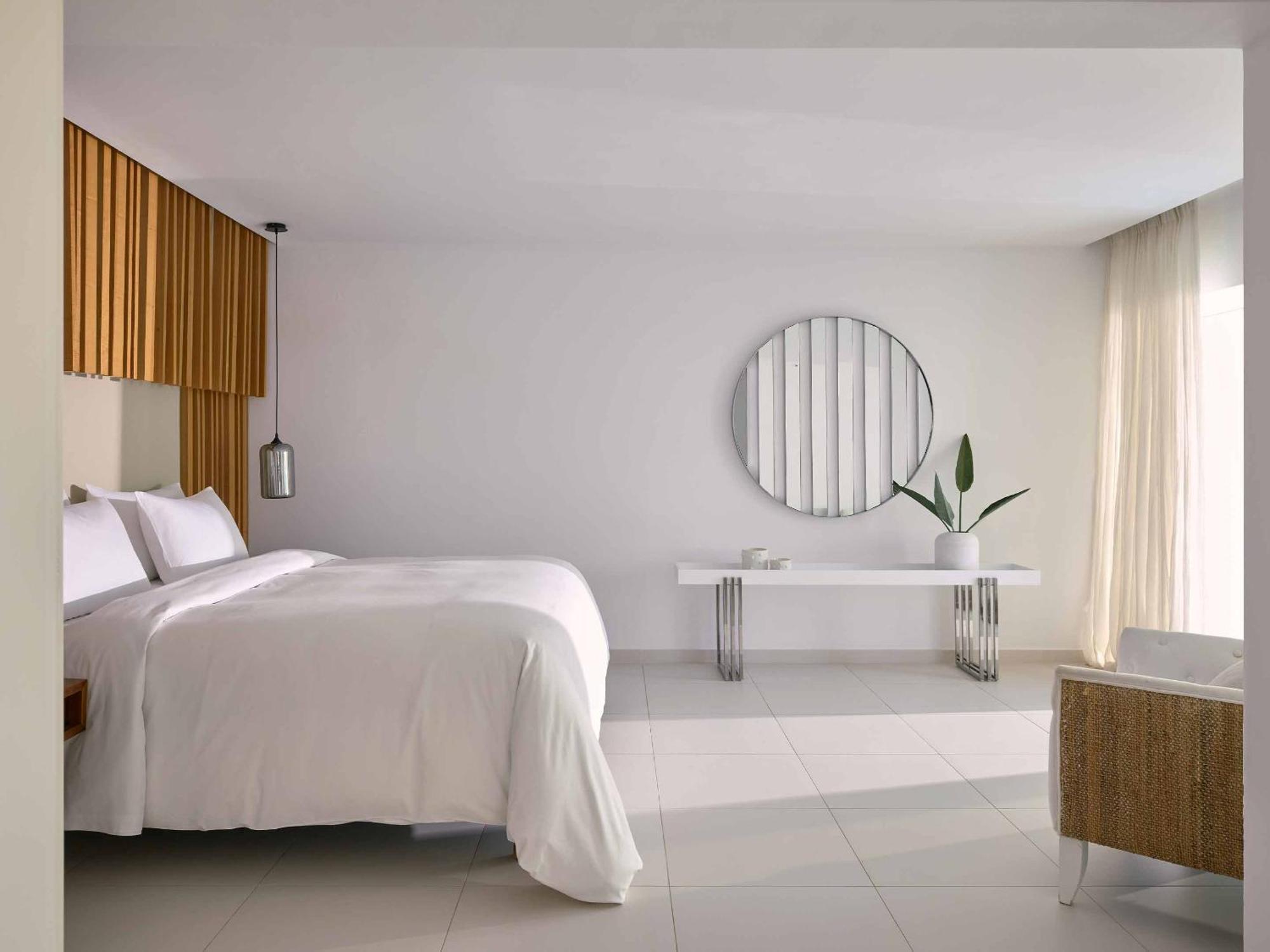 Grecotel Luxme White Resort Rethymno (Crete)
