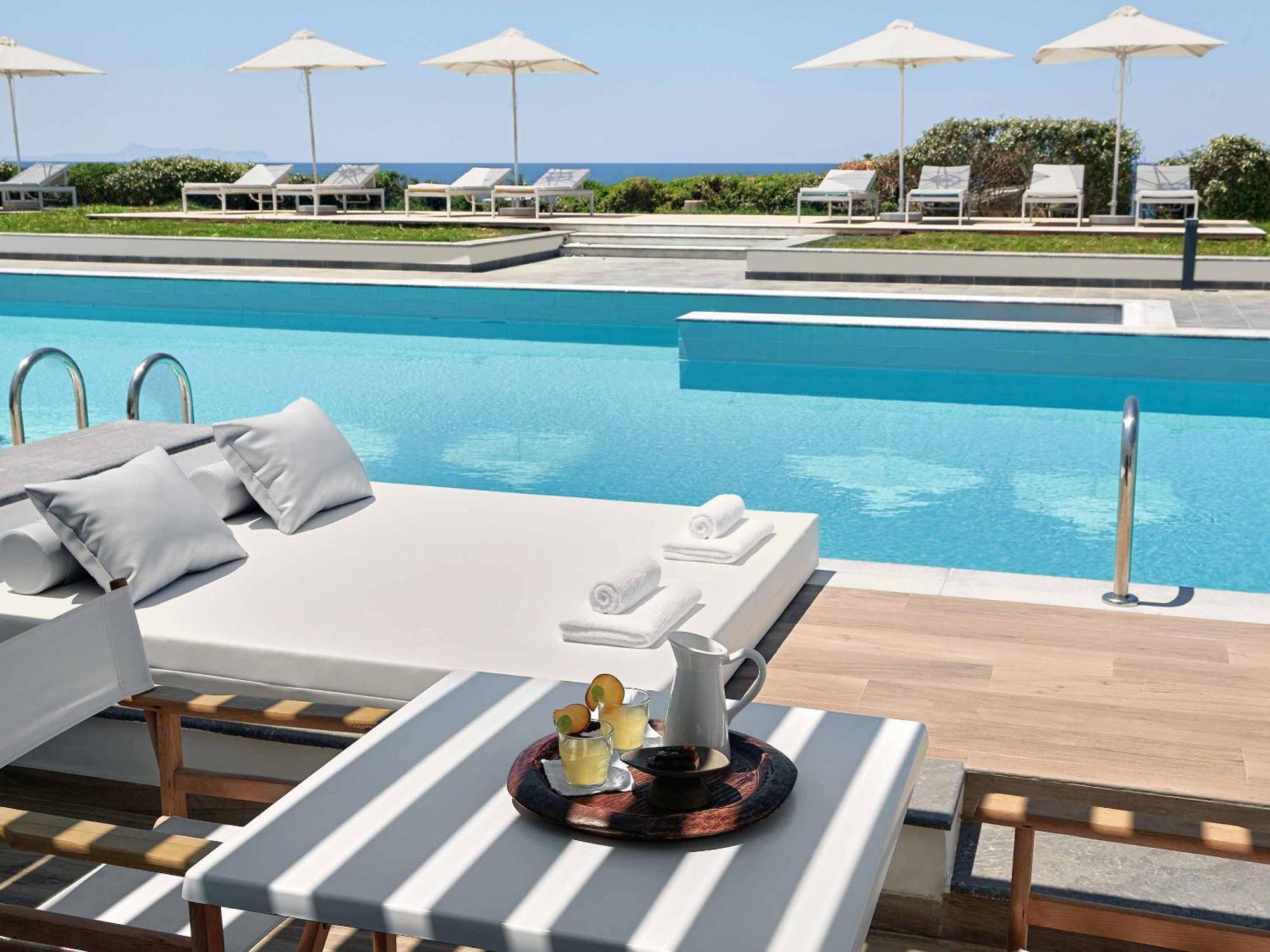 Resort Grecotel Luxme White 5*