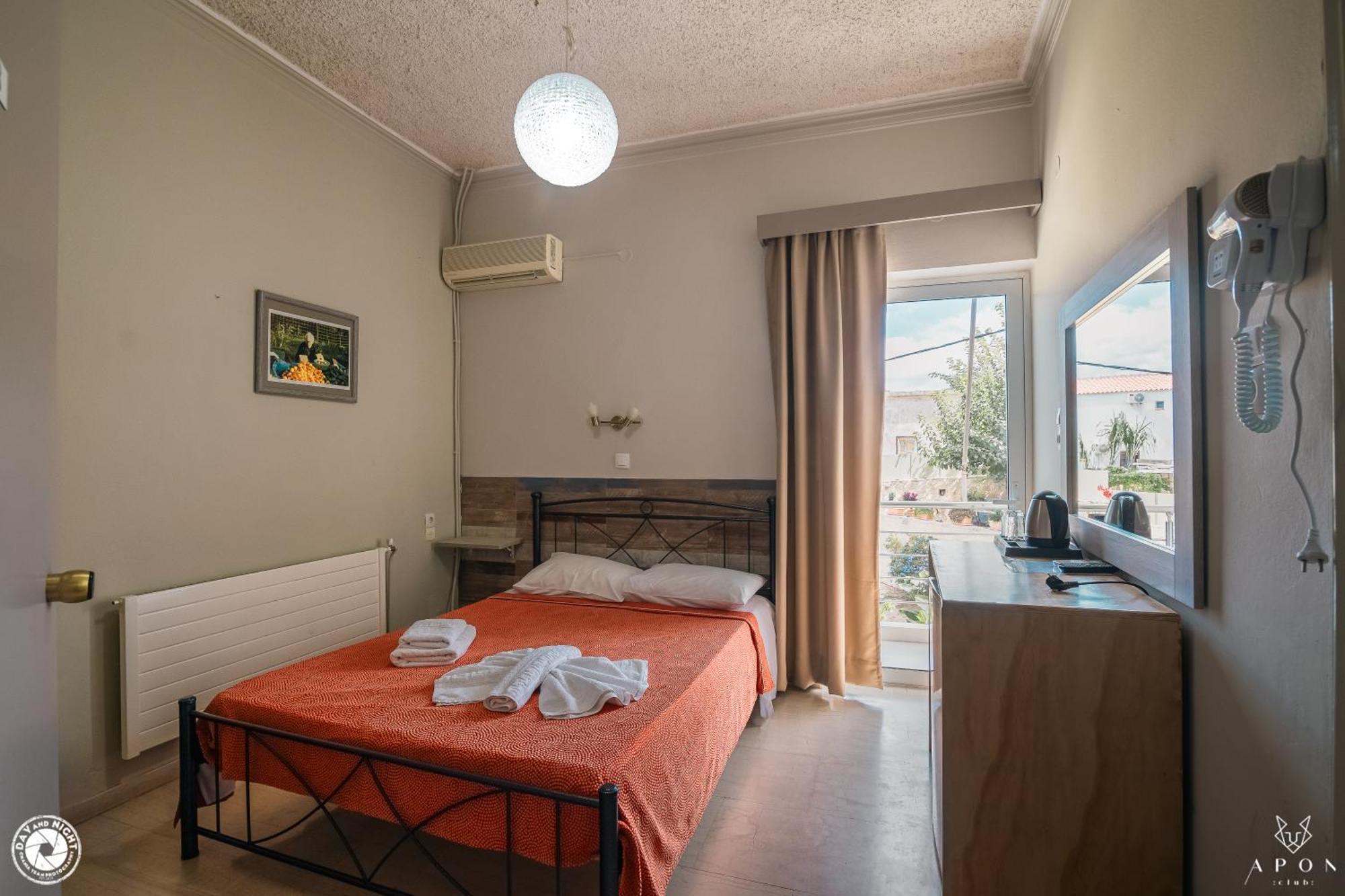 Bikakis Family Aparthotel