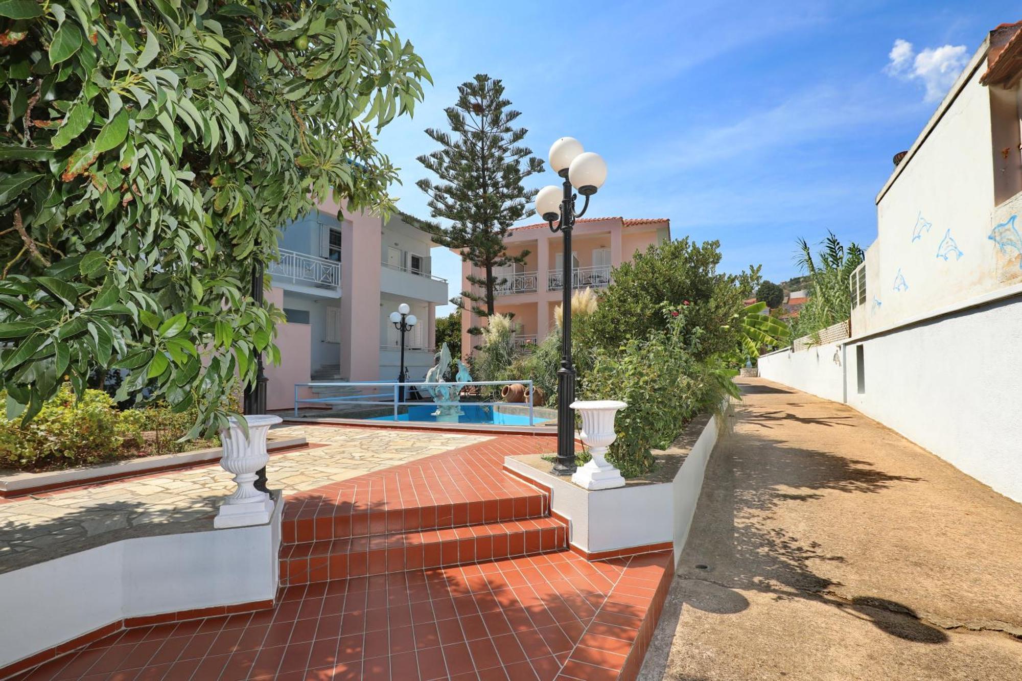Hotel Dolphin Skopelos Town