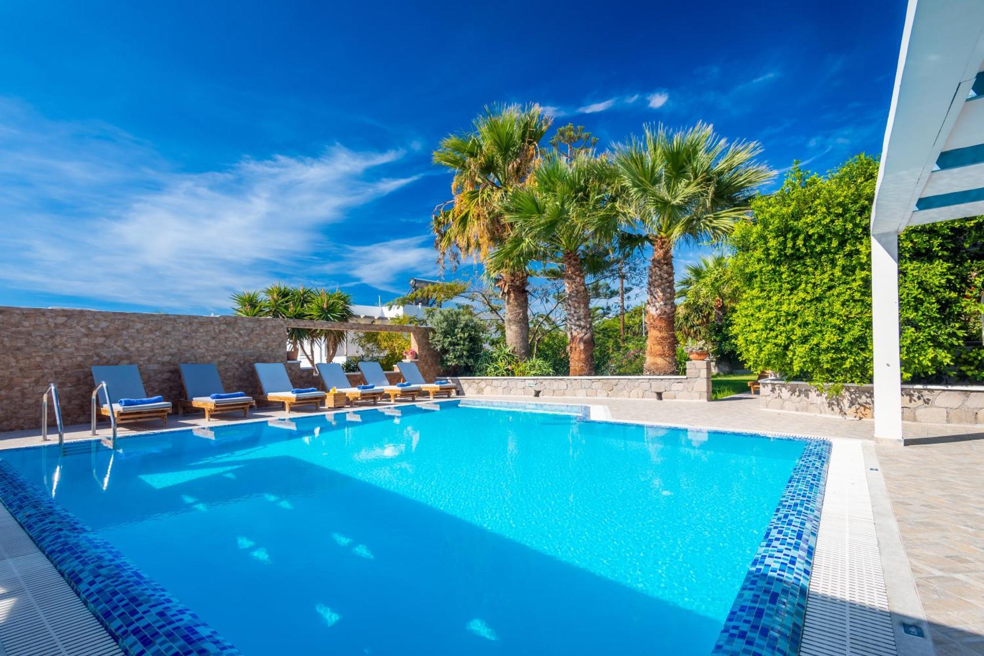 Orizontes Boutique Studios Apartment Adamantas (Milos)