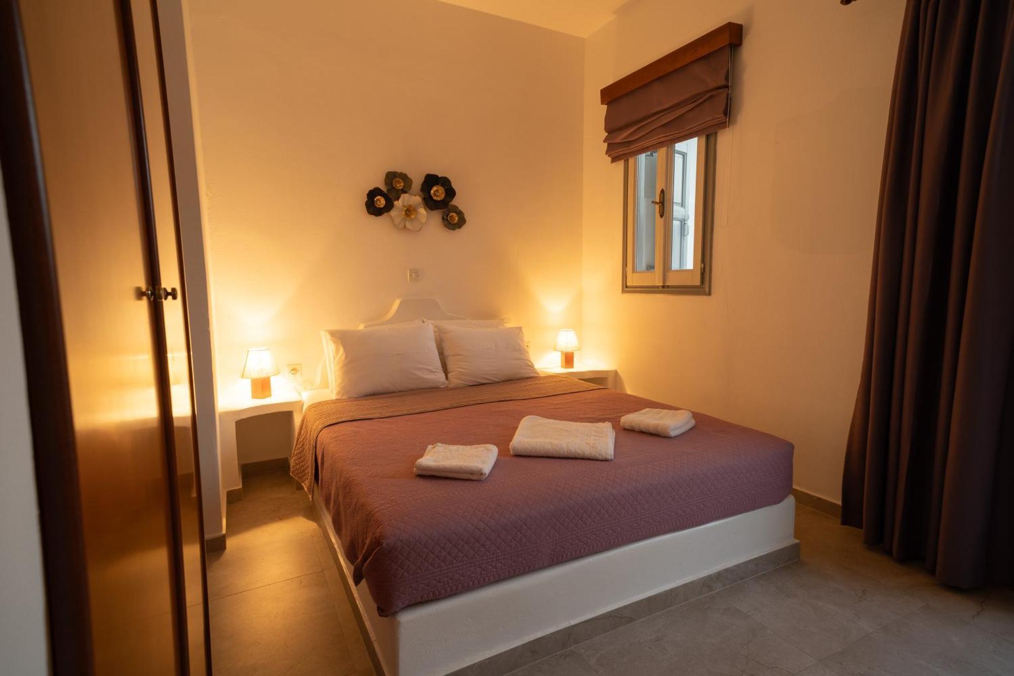 Esperis Apartment *