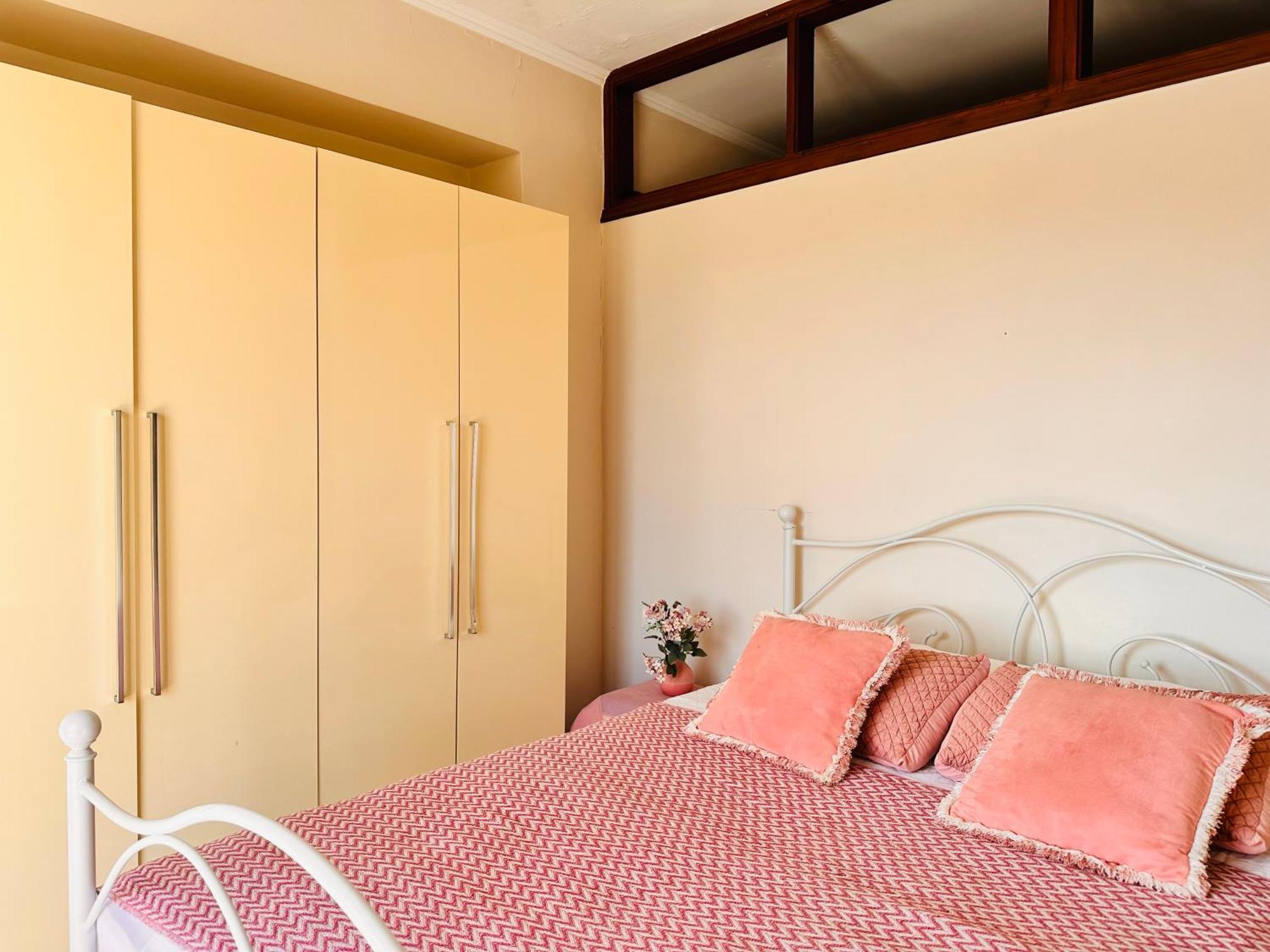 Dolce - Spacious Renovated With Unique Decor Perfect For 4 In Ideal For Fun And Relaxation