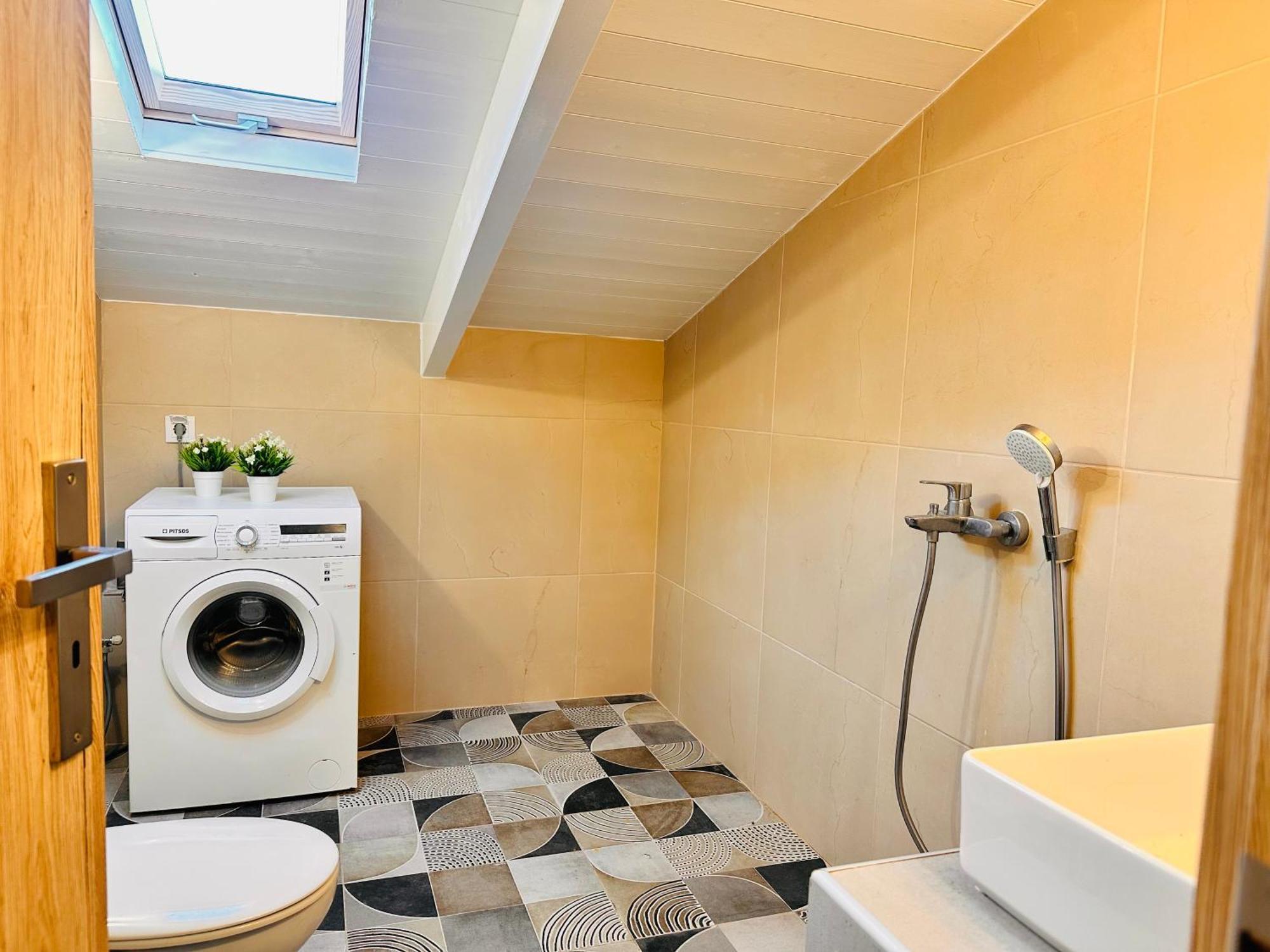 Dolce - Spacious Renovated With Unique Decor Perfect For 4 In Ideal For Fun And Relaxation * Laganas