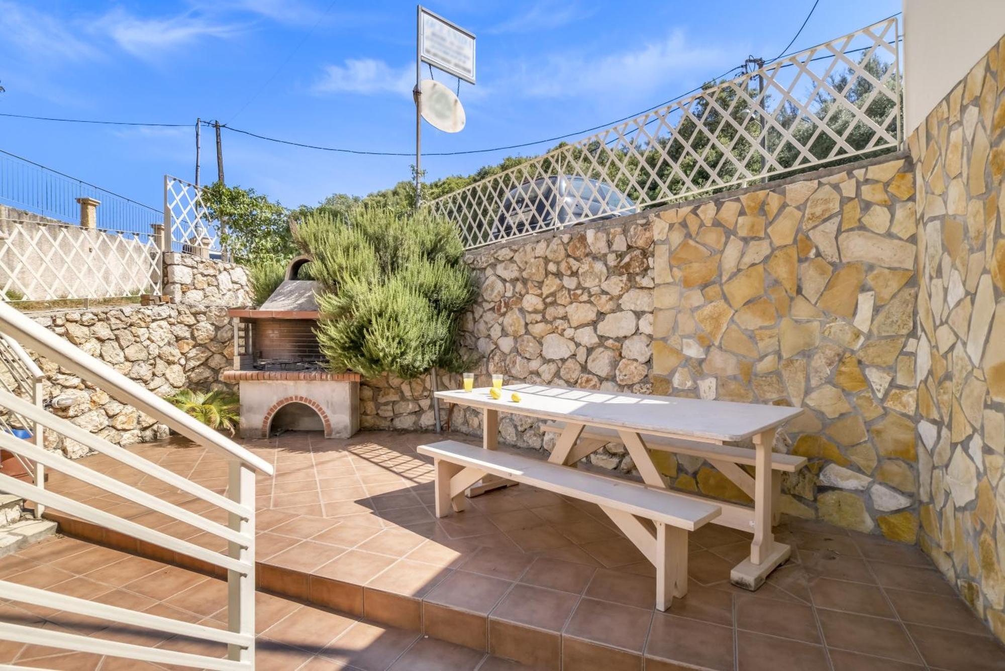 Oceanida Thetis Apartment