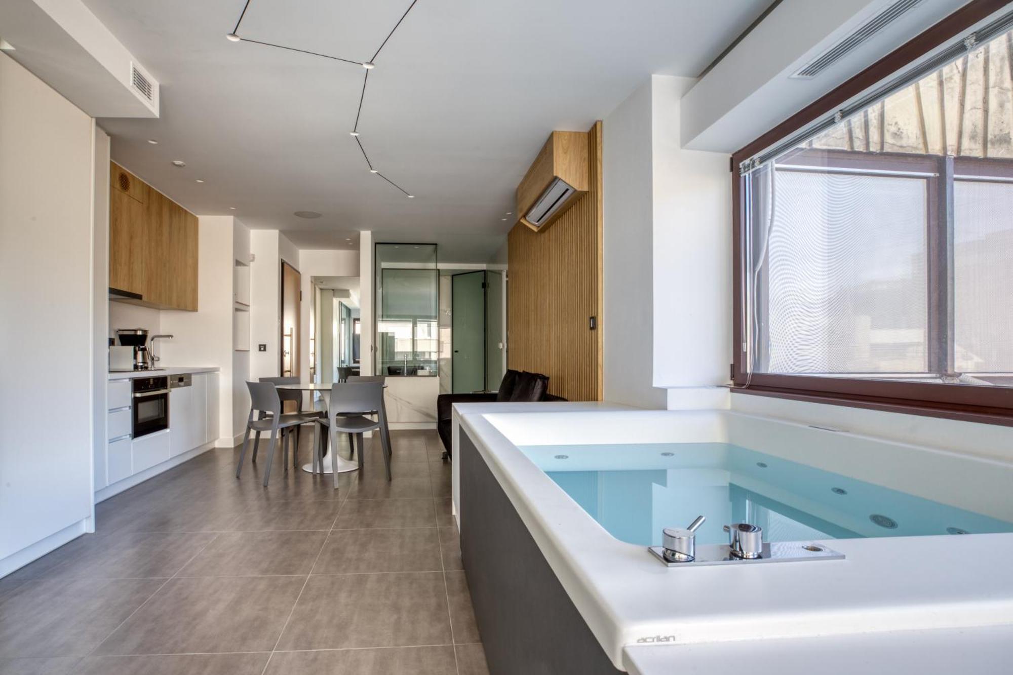 Apartment Gsm Elevated Luxury *
