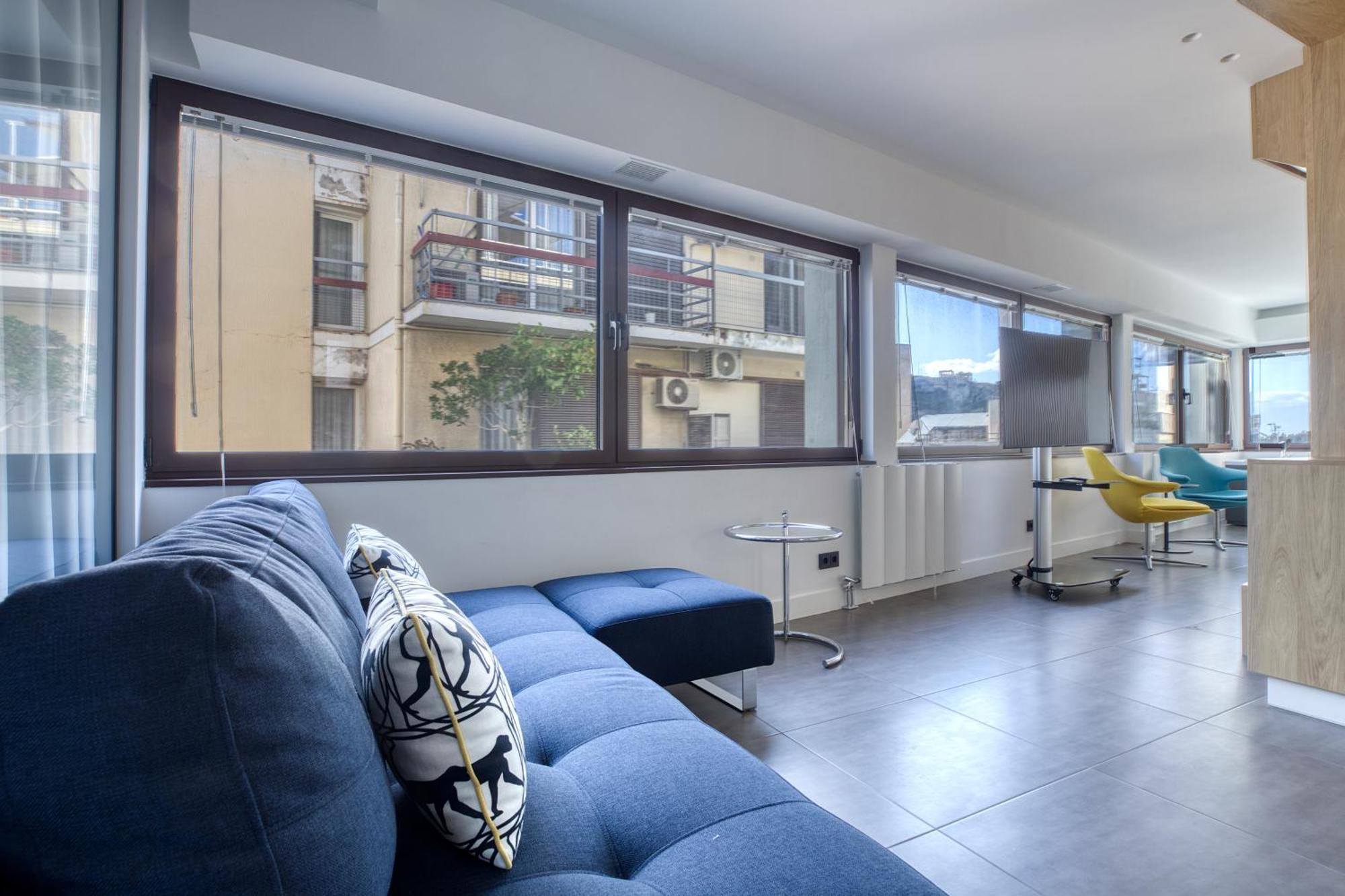 Gsm Elevated Luxury Apartment