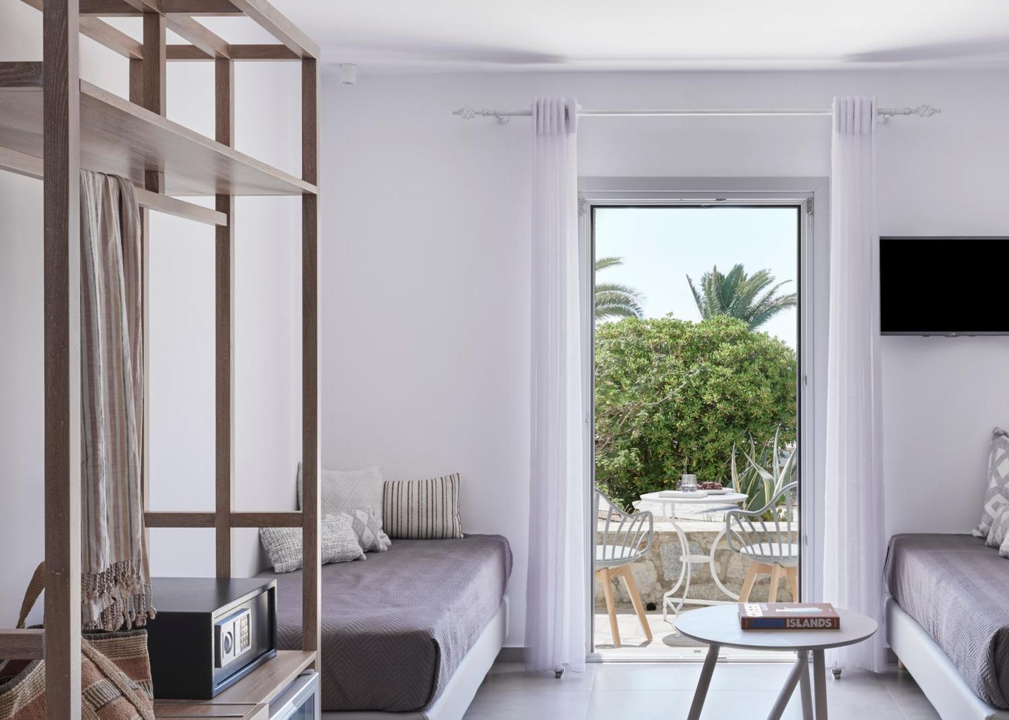 Myconian Sunrise Relais & Chateaux