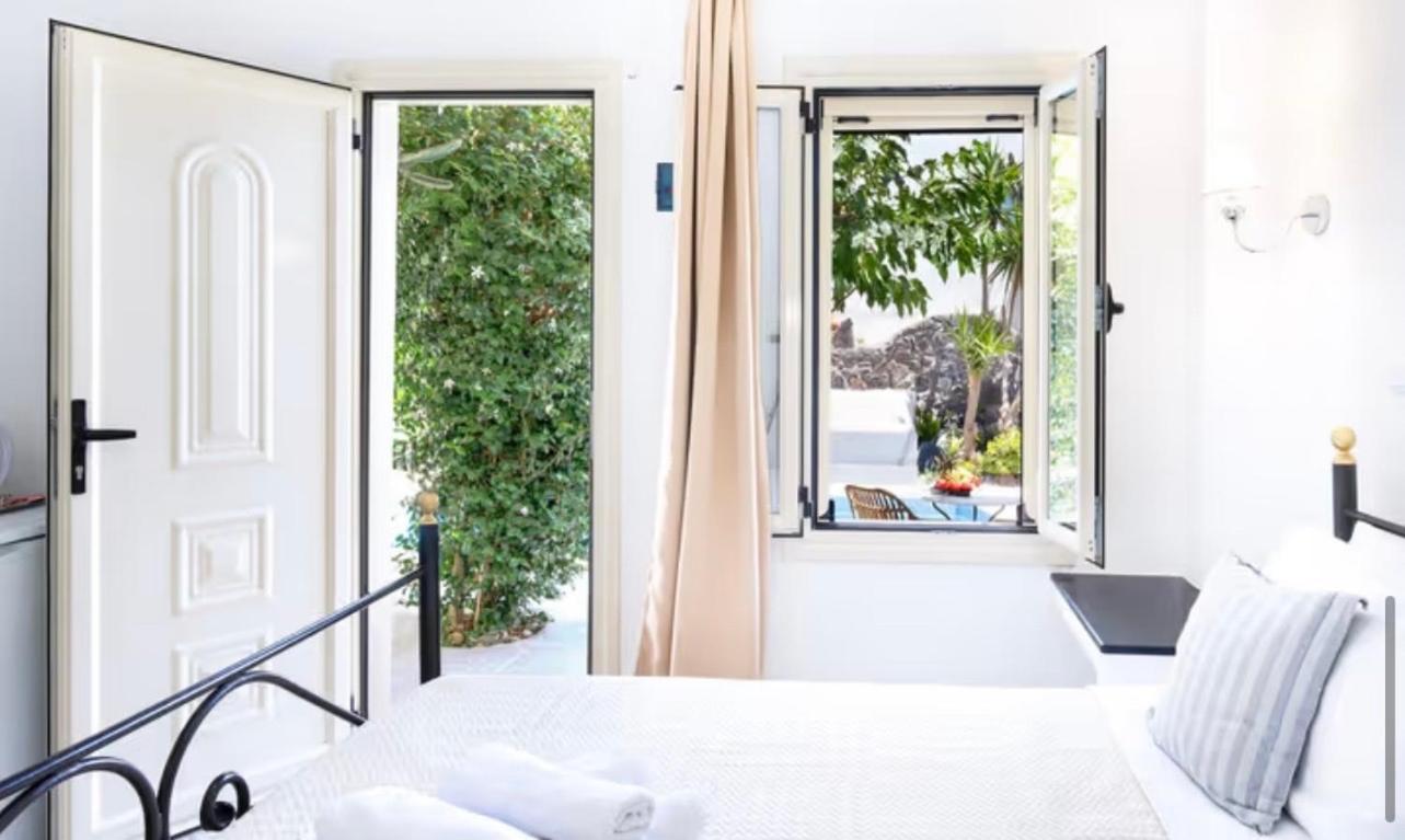 Hotel Danae Fira (Santorini)