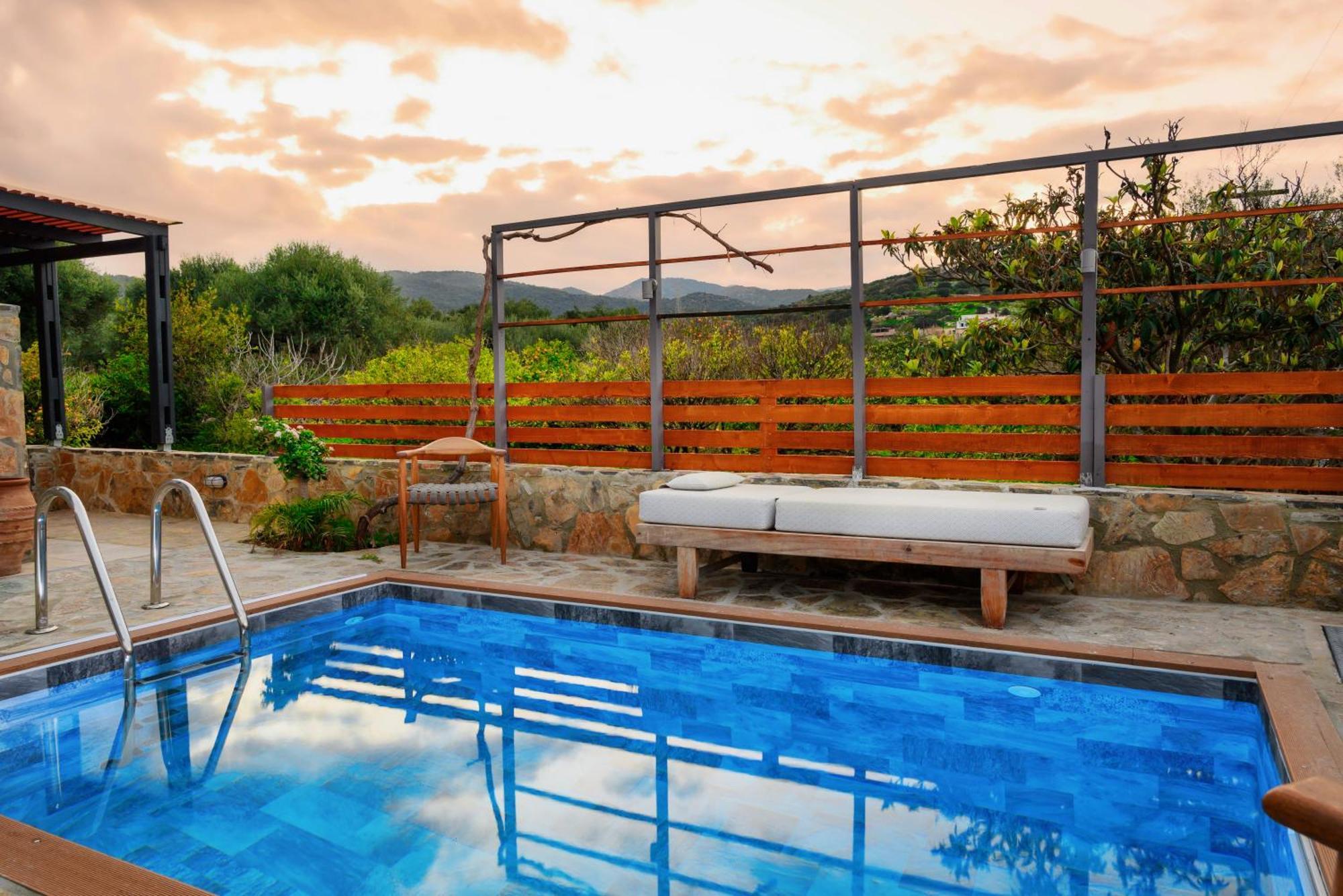 Apartment Victoria's Luxury - Private Pool, Jacuzzi Agios Nikolaos (Crete)