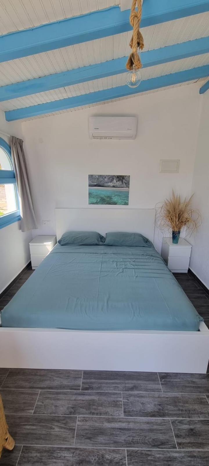 Kalliope Theater-like Sea Views 4 Bedrooms Villa Skiathos Town