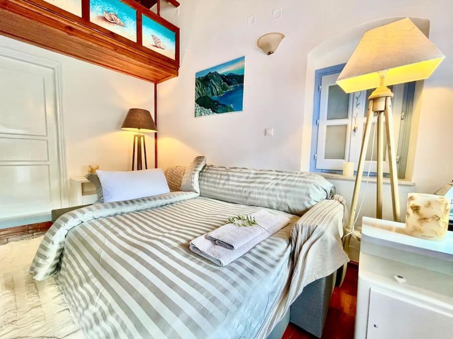 Nikolakis, Seafront- Harbor View Apartment