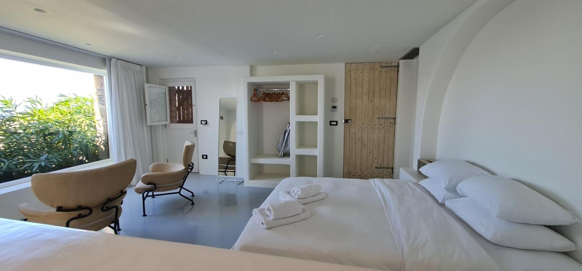 Levi's By Ethos Hospitality - Tennis Court Villa Panormos (Mykonos)