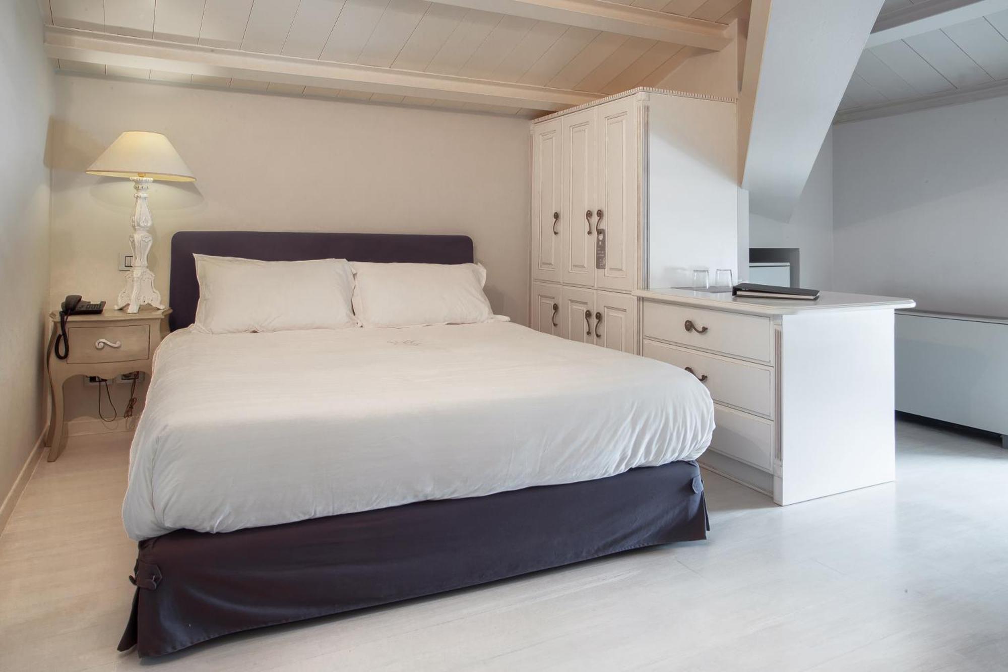 Hotel Micra Anglia Boutique & 5*