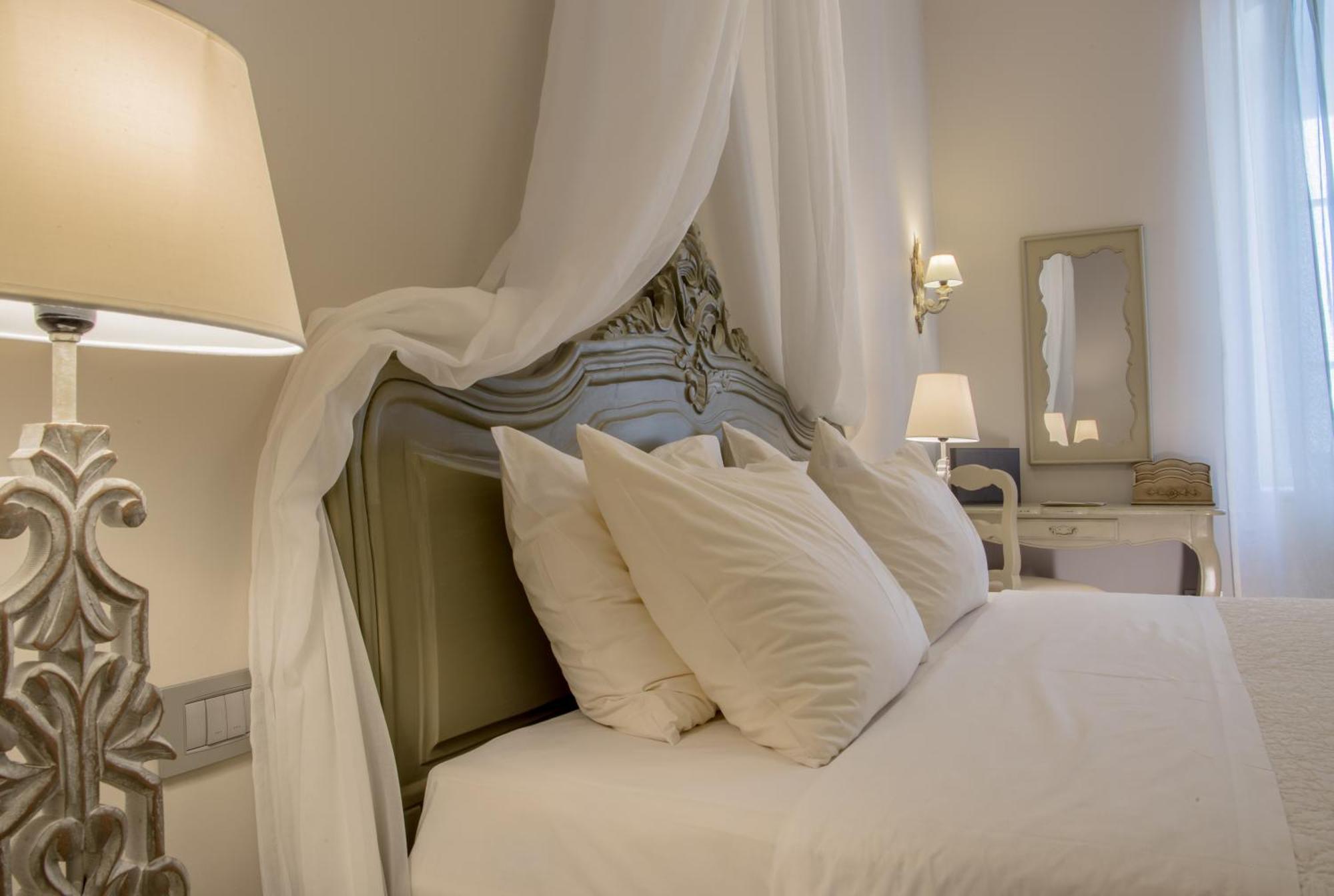 Micra Anglia Boutique & 5*