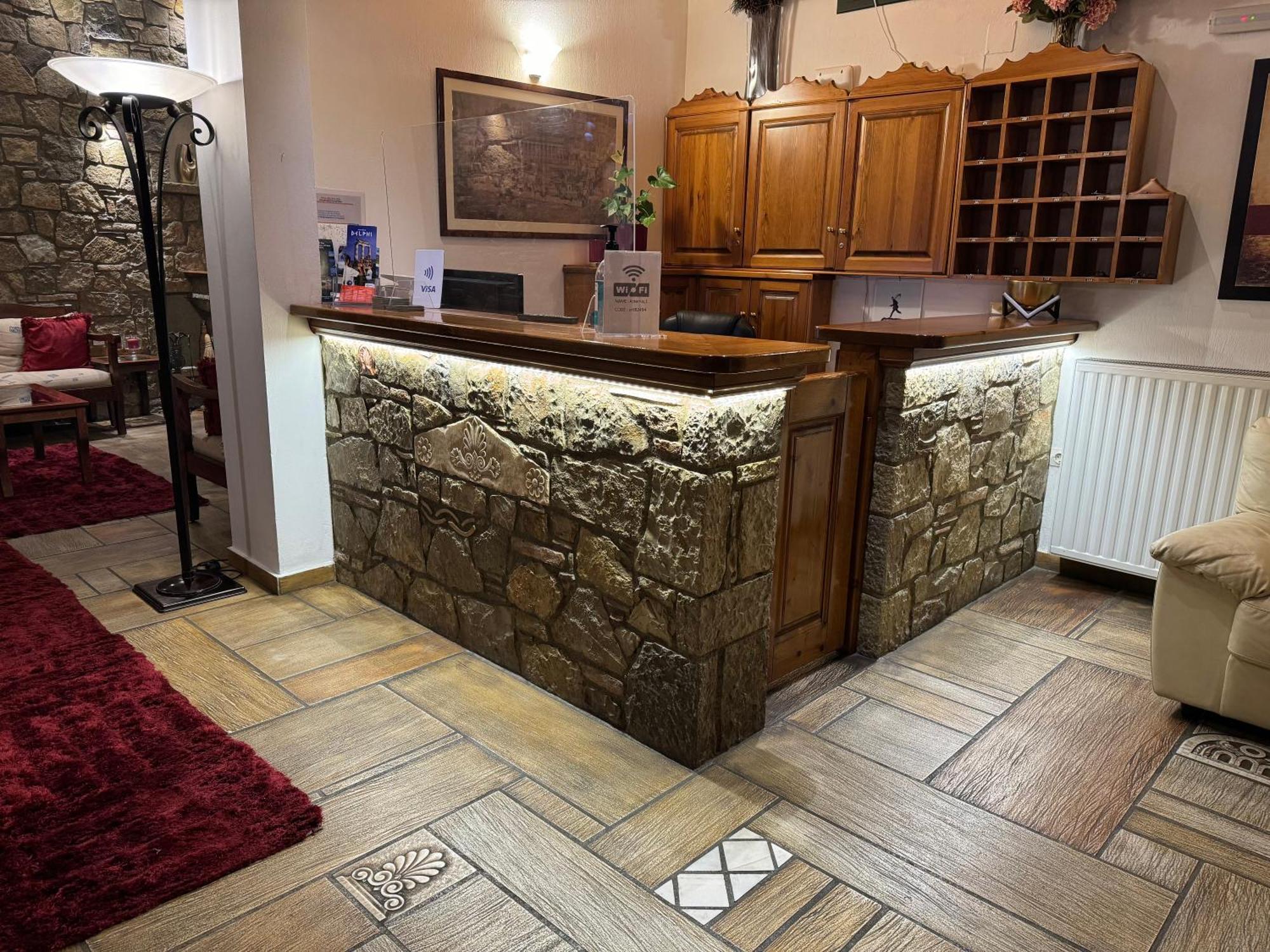 Artemis Hotel