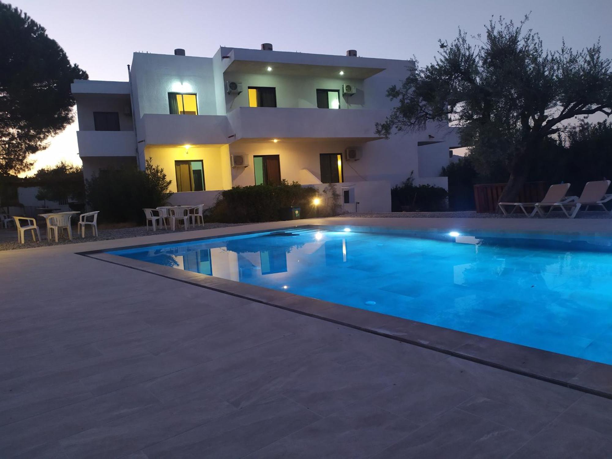 Narkissos Hotel 2*