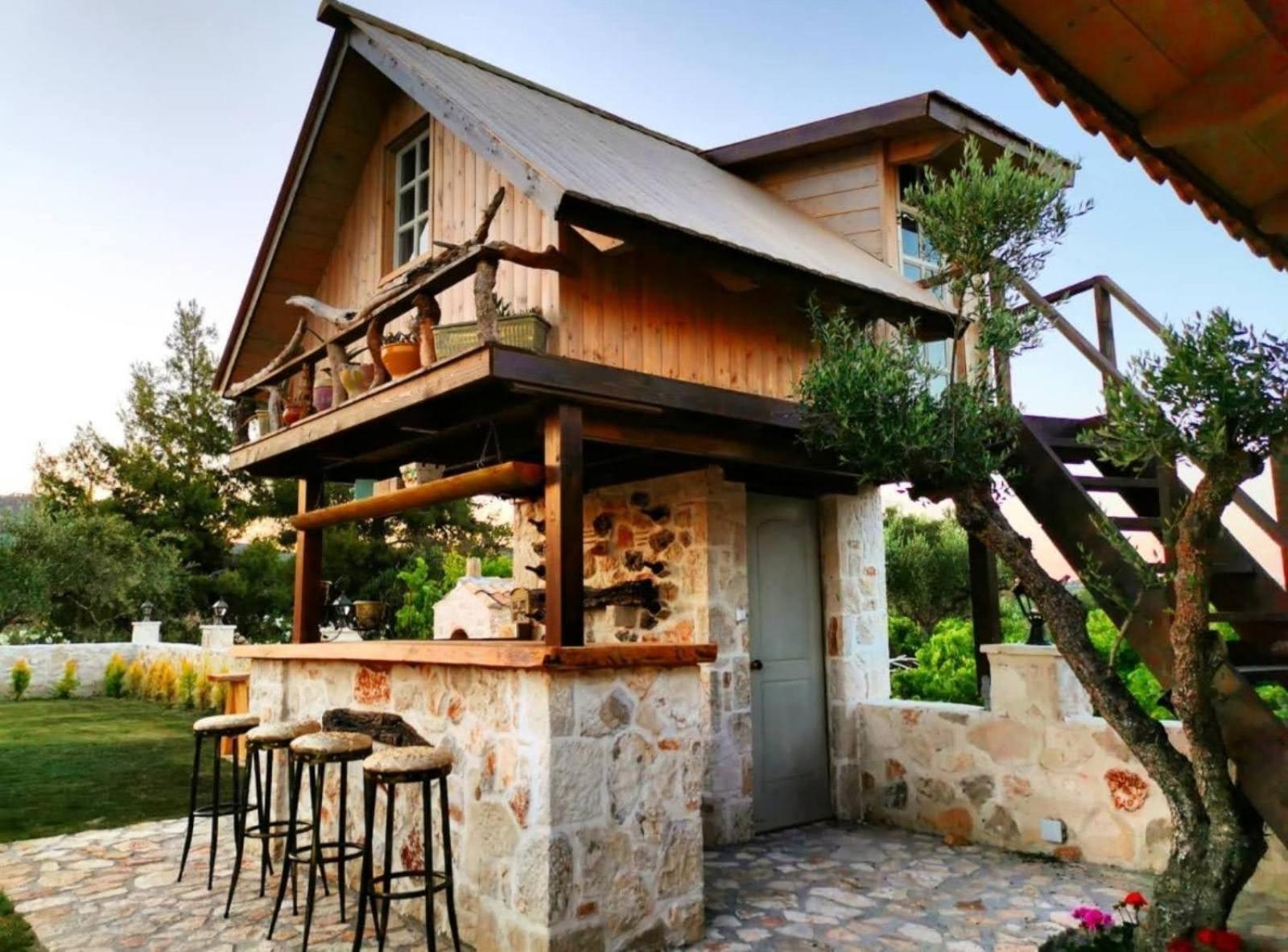 Agro Art Boutique & Luxury - Two Art With Pools, Unique Decors, And A Treehouse Option *