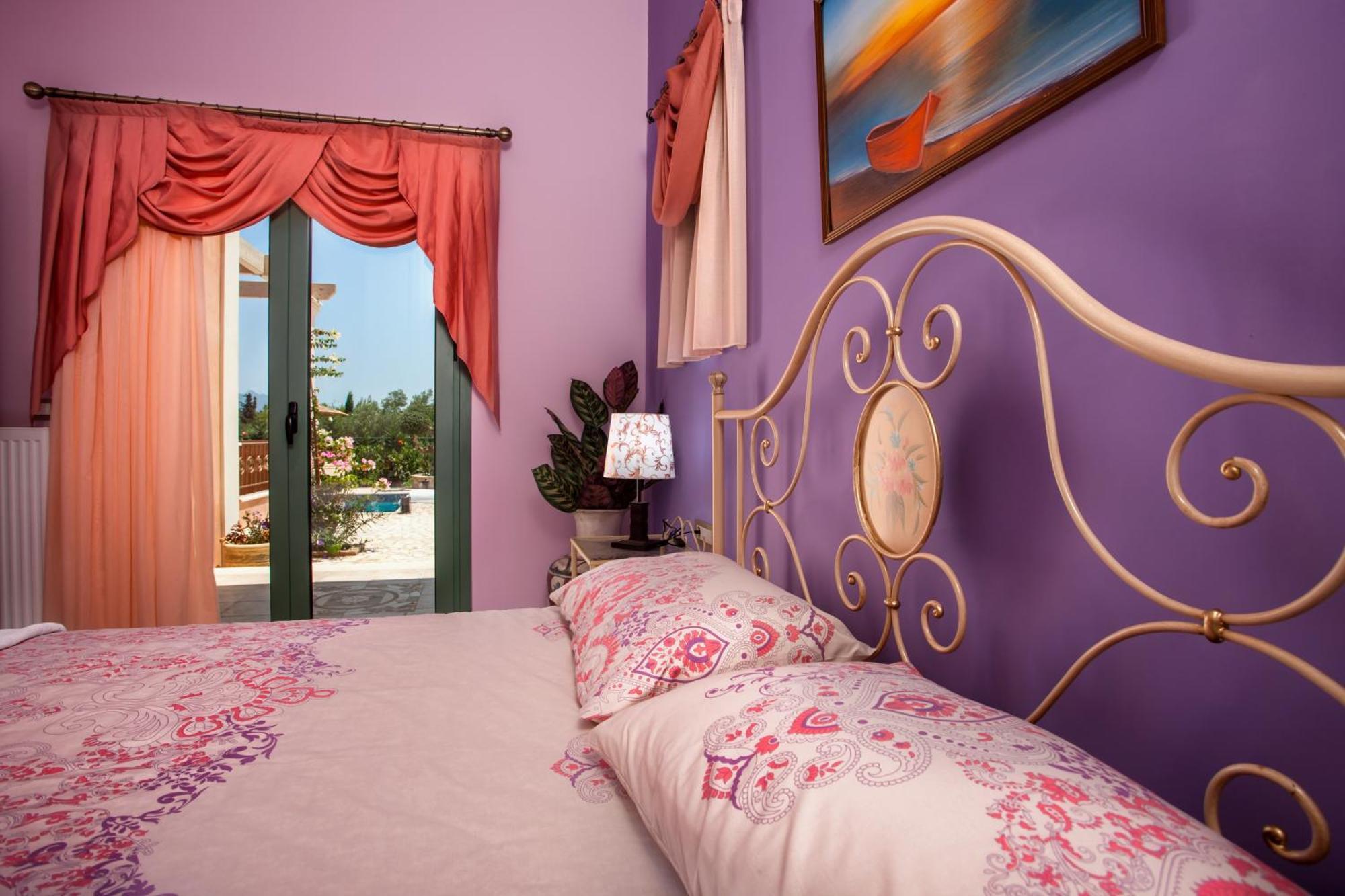 Villa Agro Art Boutique & Luxury - Two Art With Pools, Unique Decors, And A Treehouse Option Vanato
