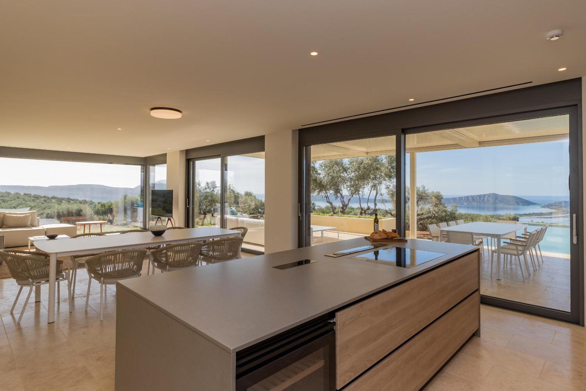 Messinian Nest Villa *