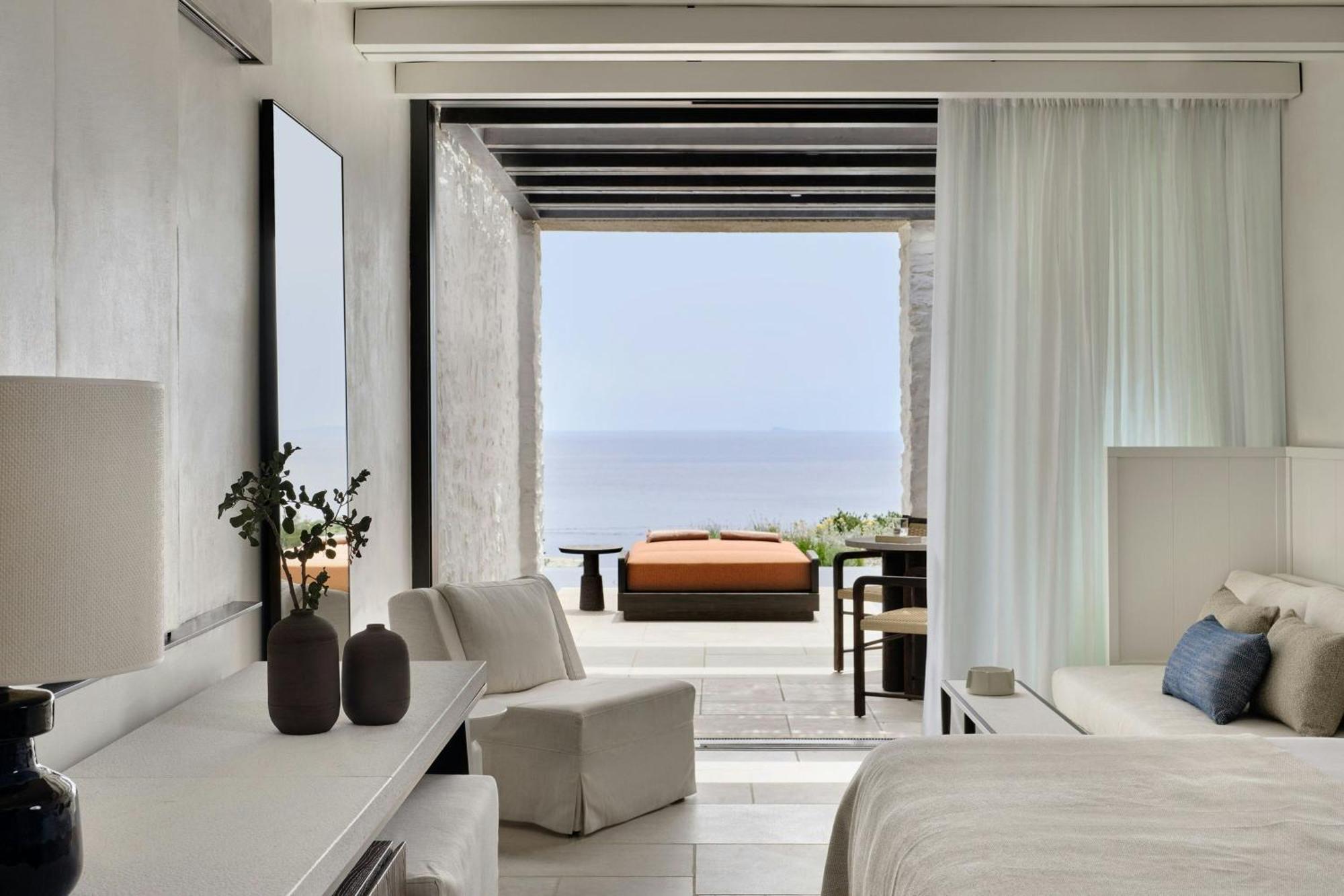 Odera, Tinos, Autograph Collection Kionia