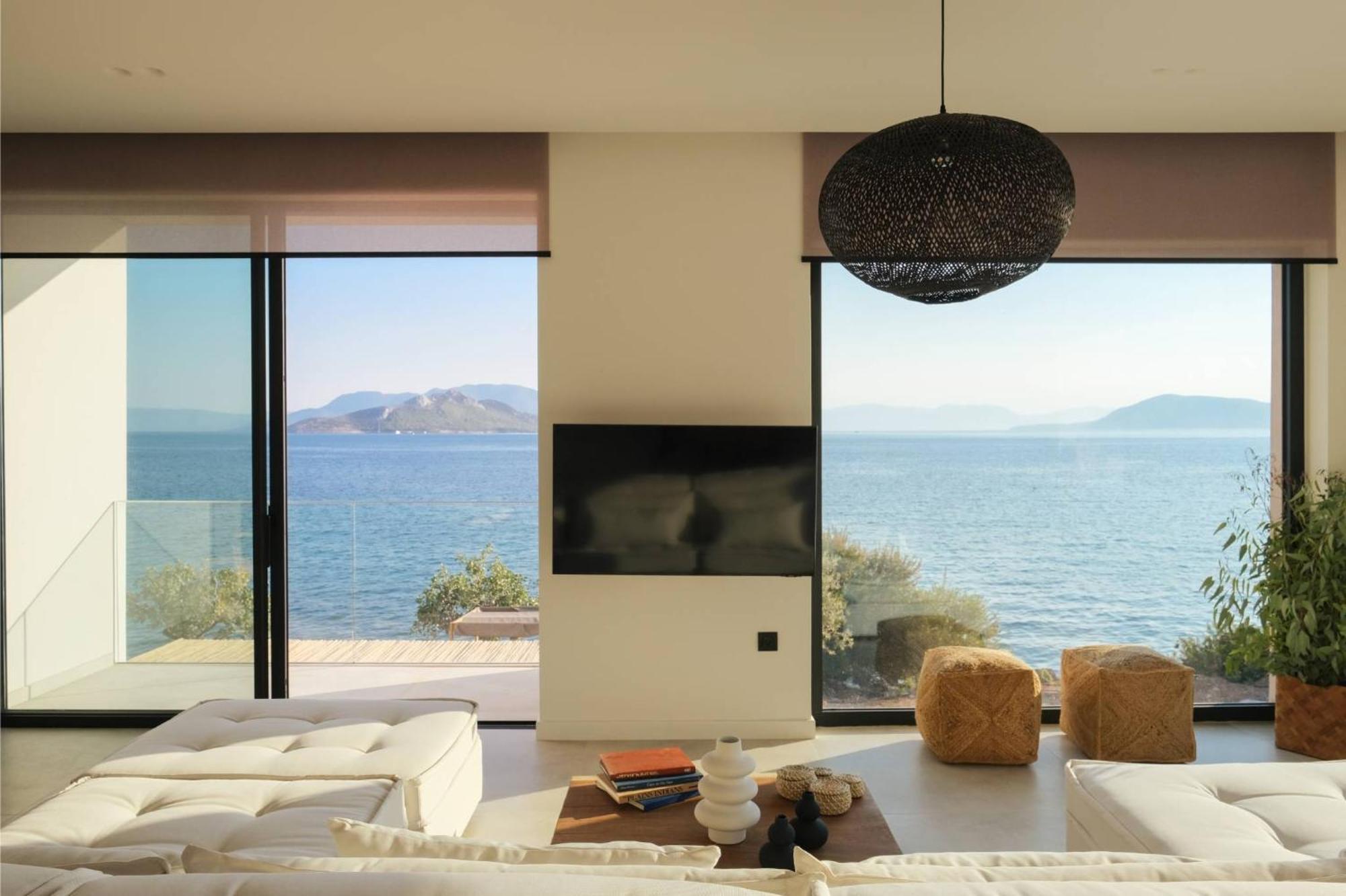 Apartment Floating Cube Aegina