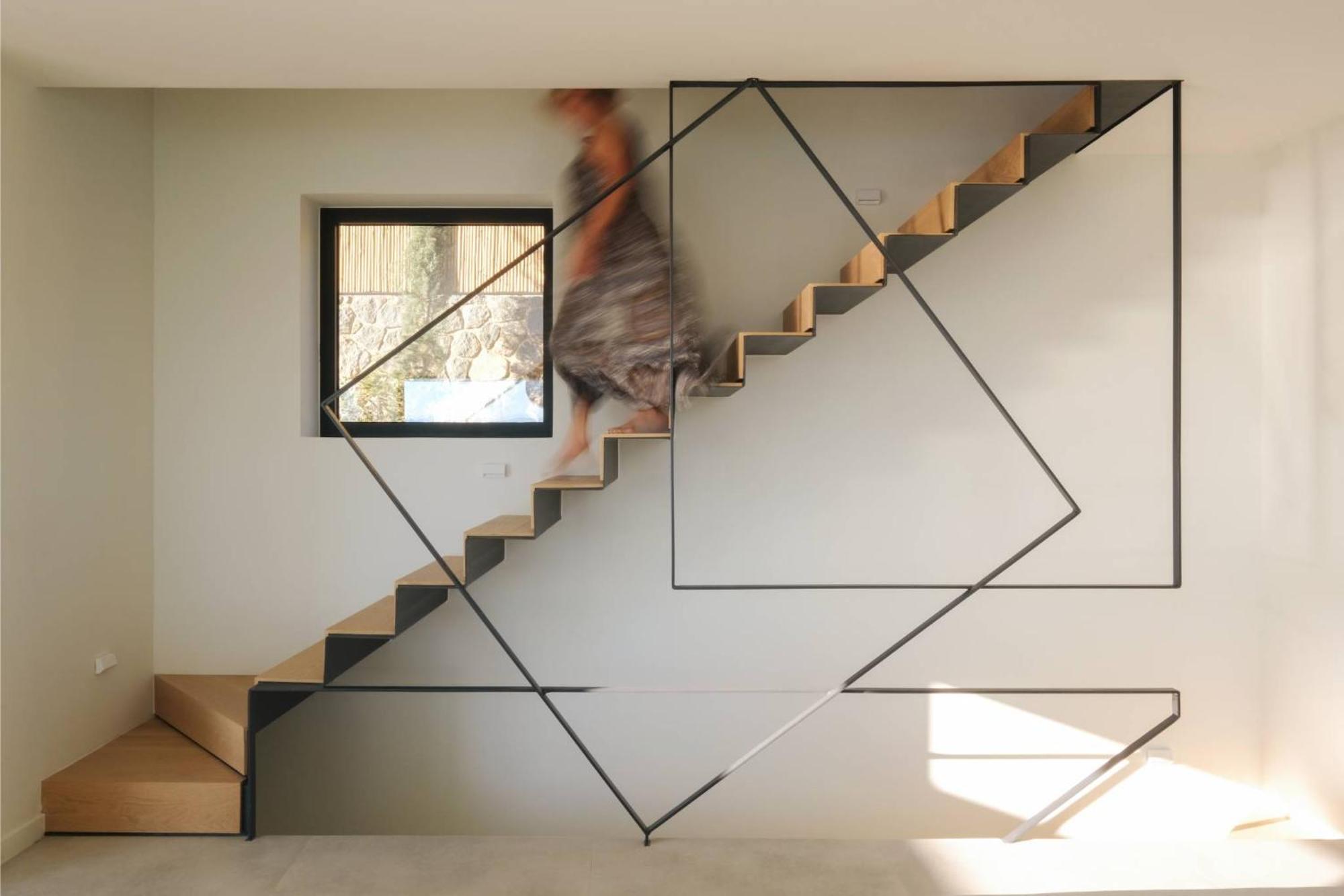 Floating Cube