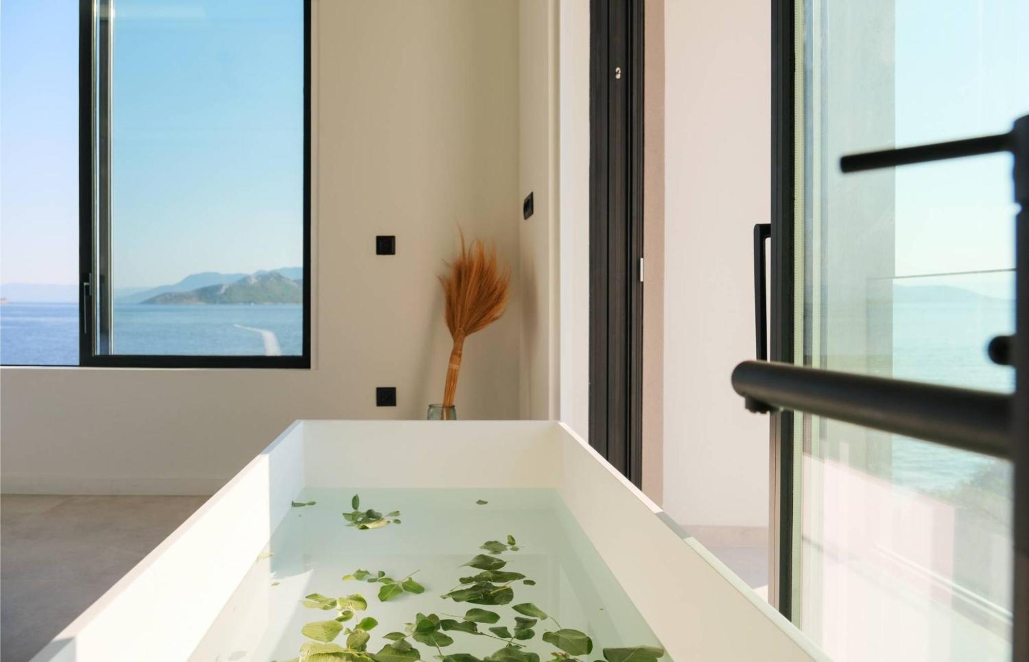 Floating Cube *