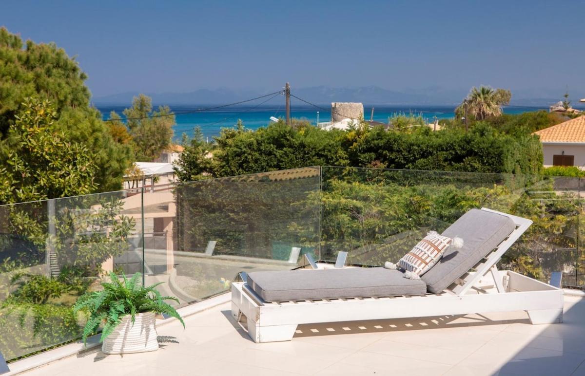 Coastal Chic Luxury La Reina In Ai Giannis Villa