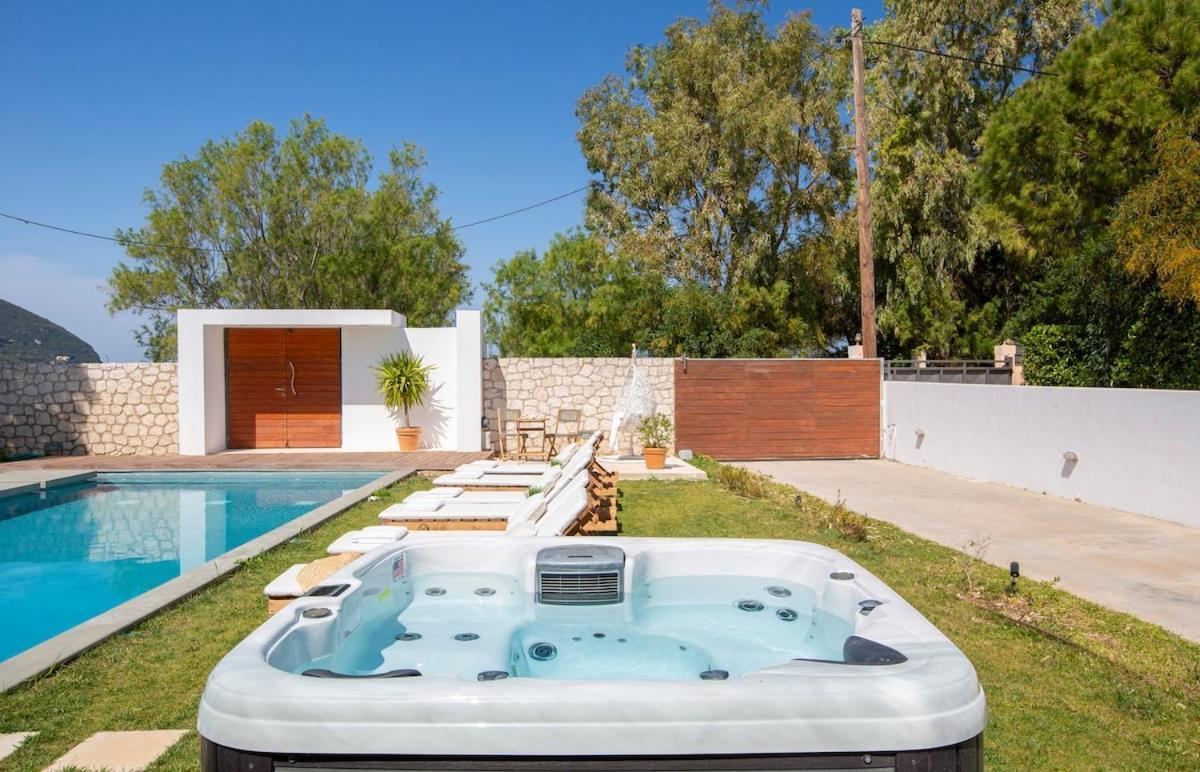 Coastal Chic Luxury La Reina In Ai Giannis * Lefkada City