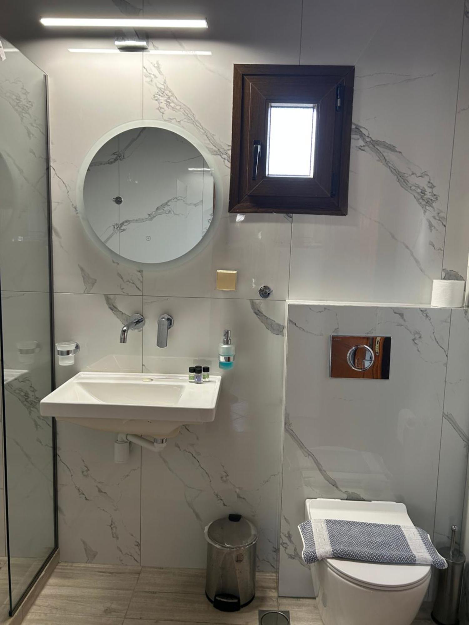 Aparthotel Oneiro Zois 2*