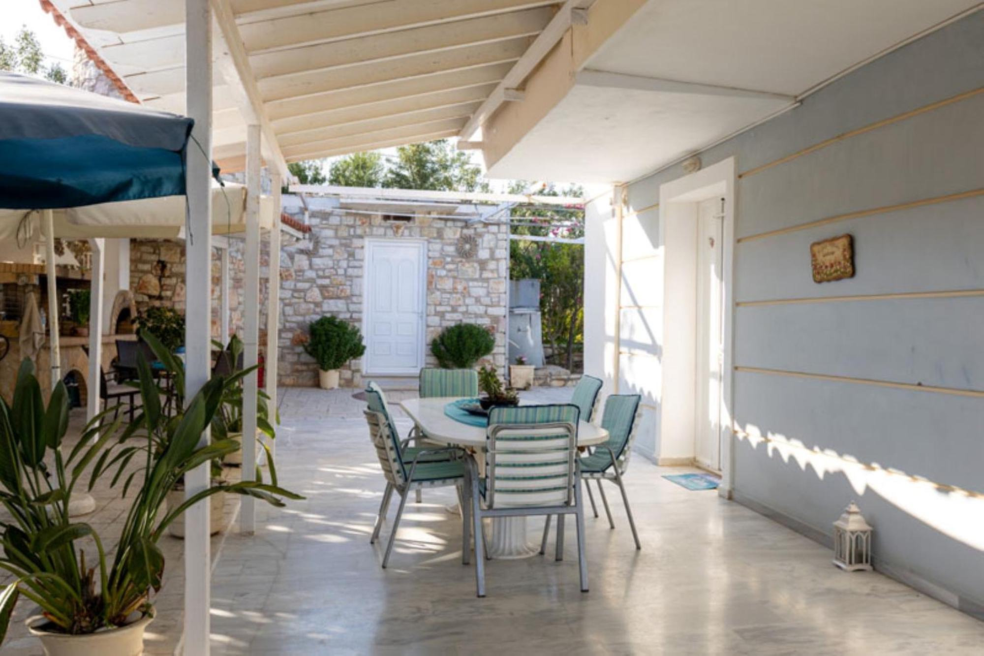 Pansion L'antic Guest house