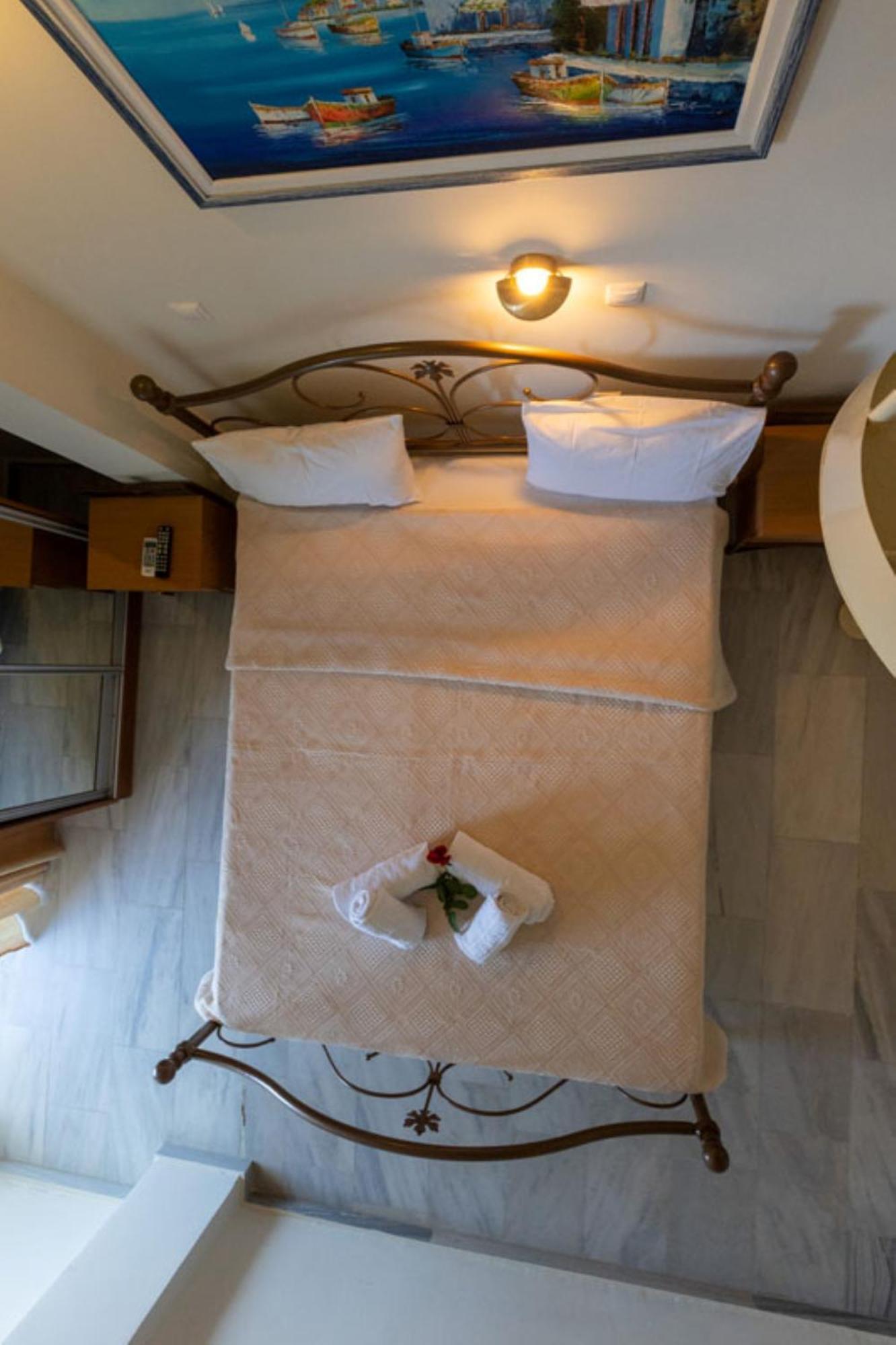 Pansion L'antic Guest house *