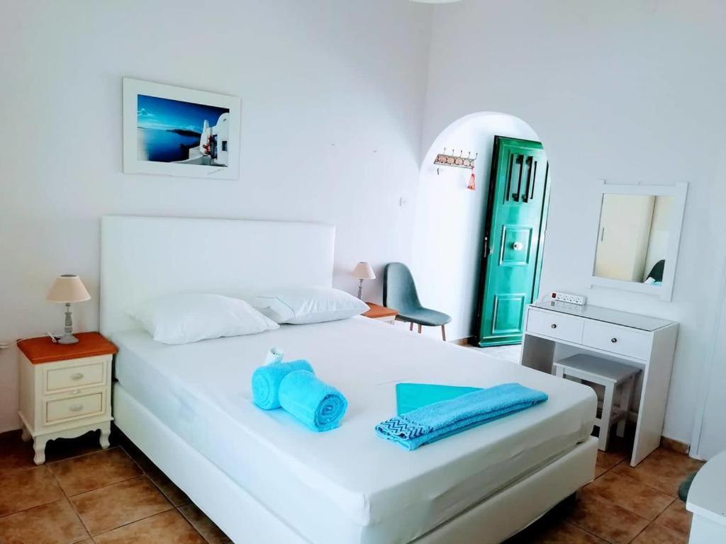Logaras Seaview Apartment