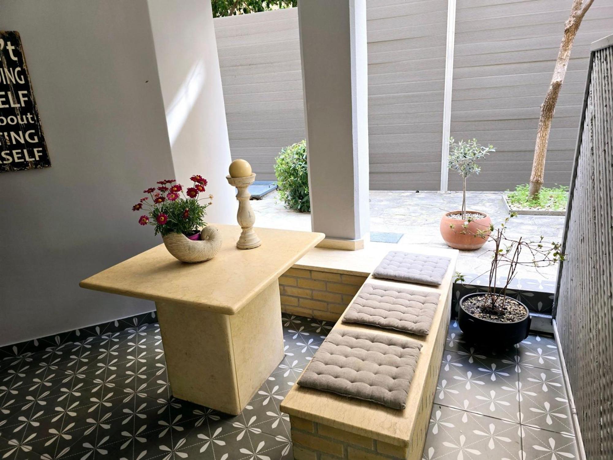 Glyfada's Cosy Athens