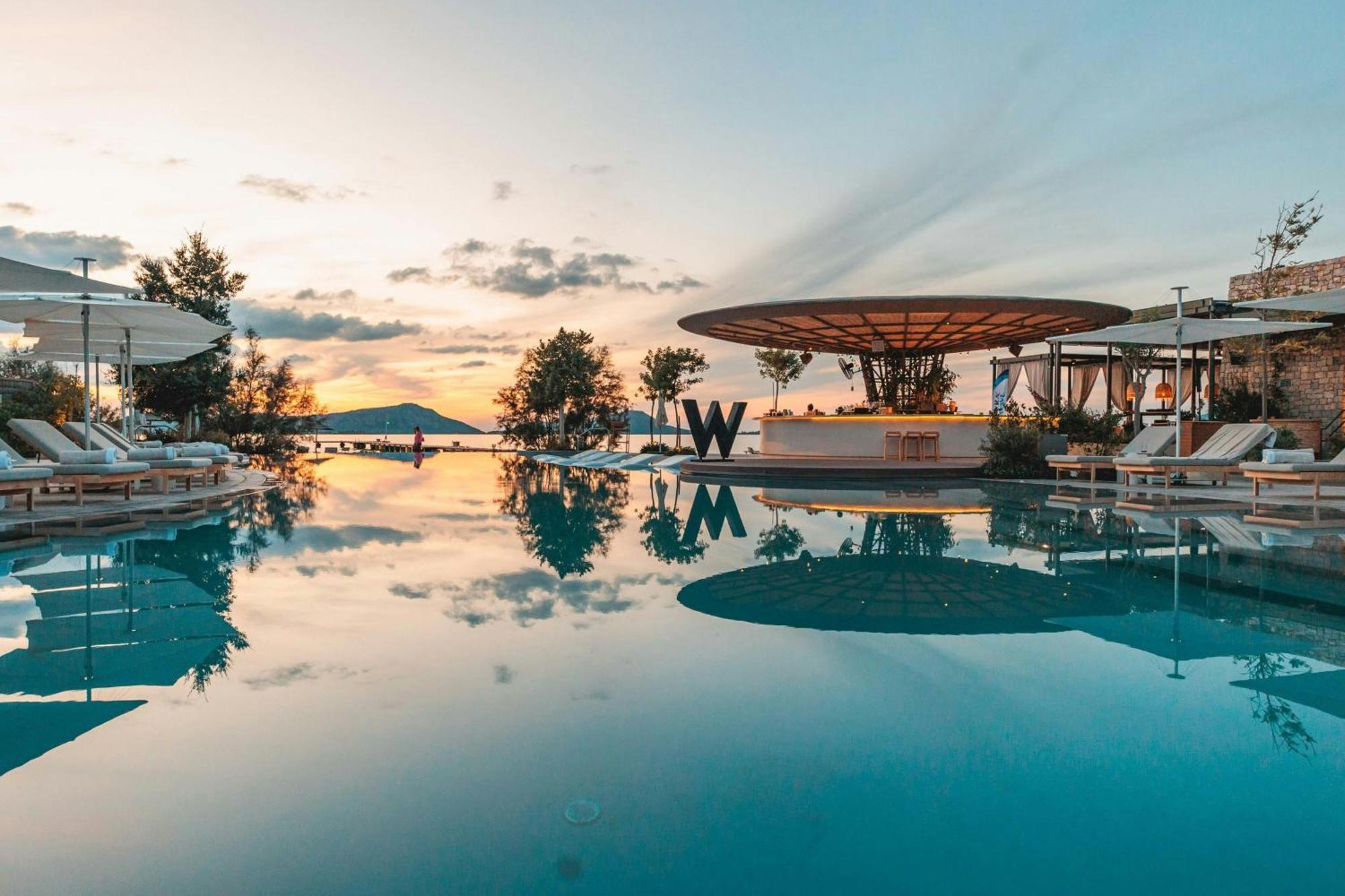Hotel W Costa Navarino (adults Only) 5*