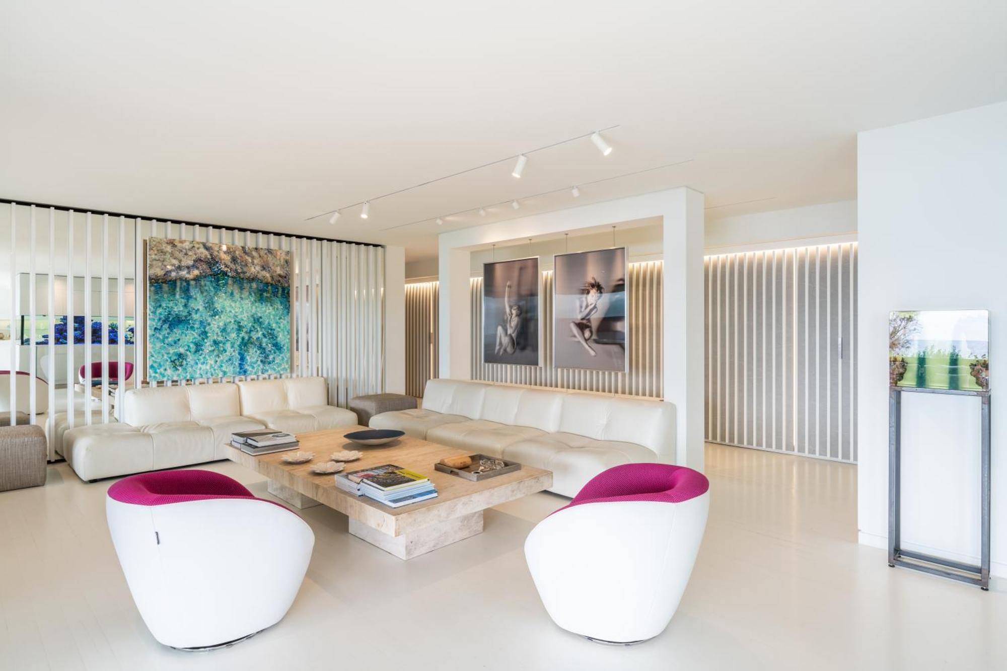 The Every Athens Beachfront Retreat