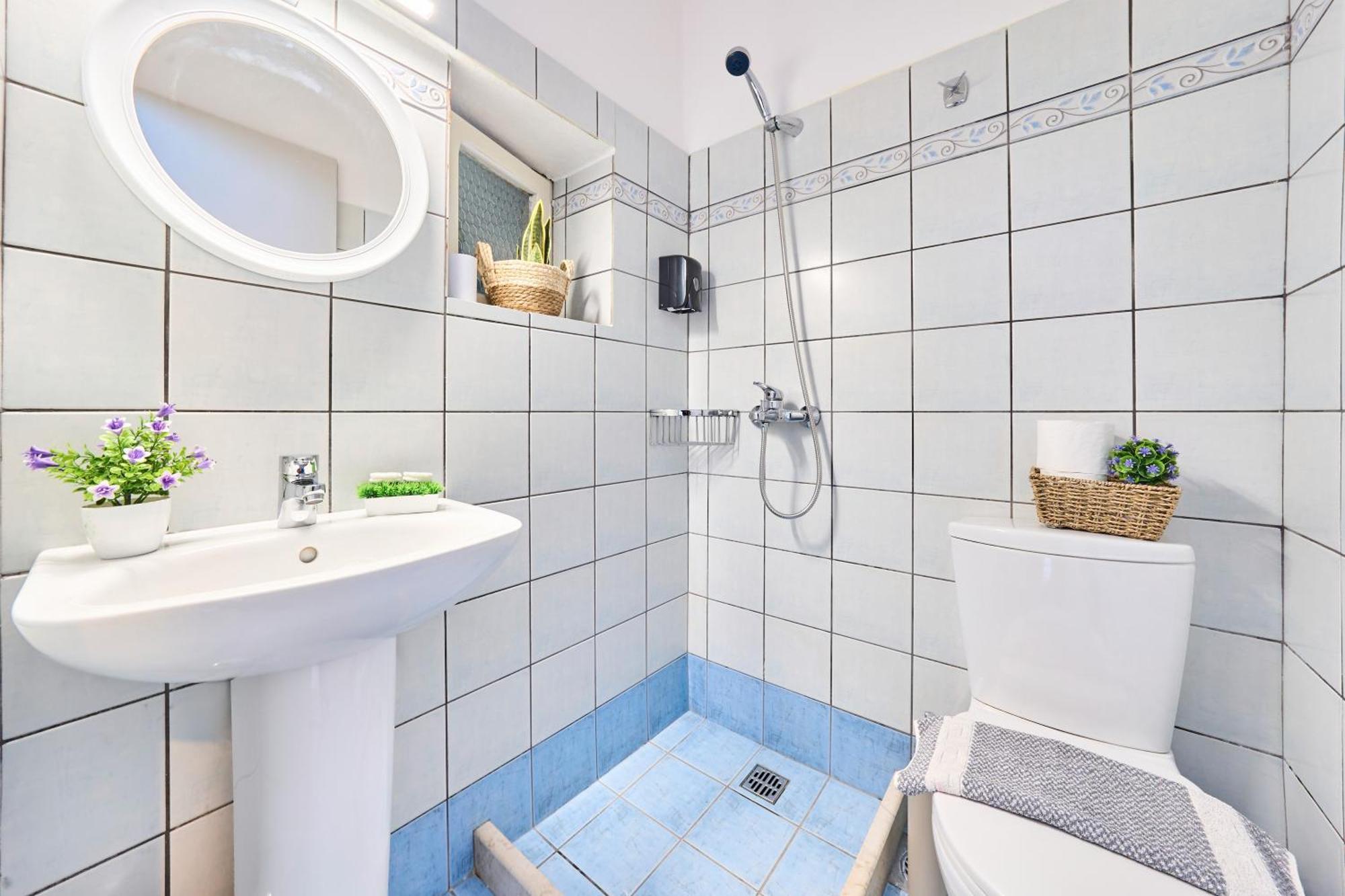 Dolphin Apartment
