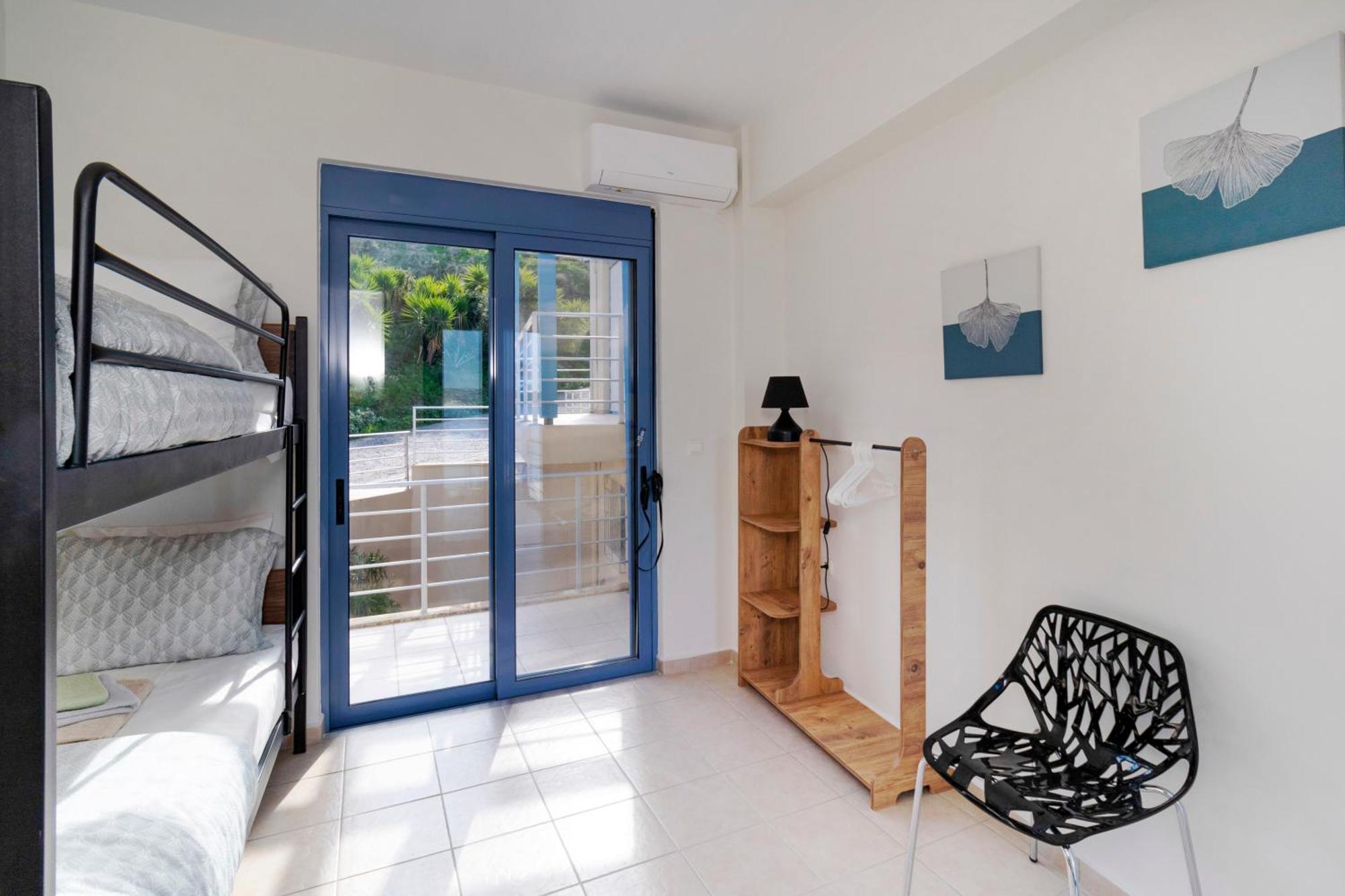 Apartment Kimi -new Listing With Sea Views!