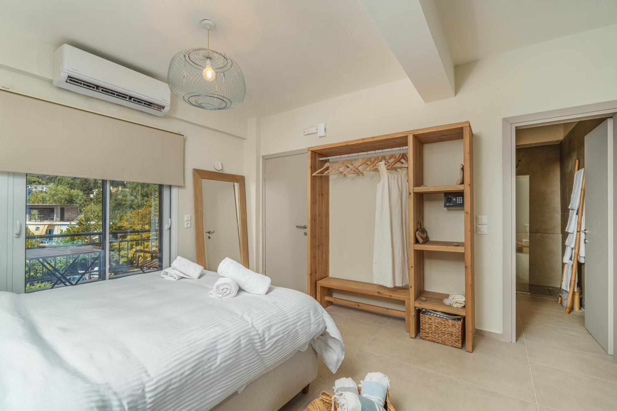 Apartment Seaside Luxury Nikiana