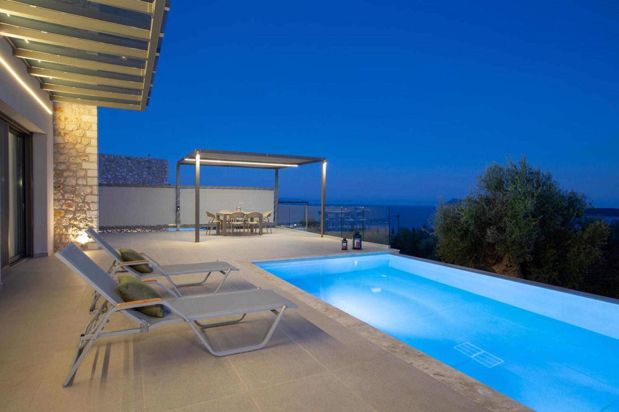 Brand New High-end Luna Villa