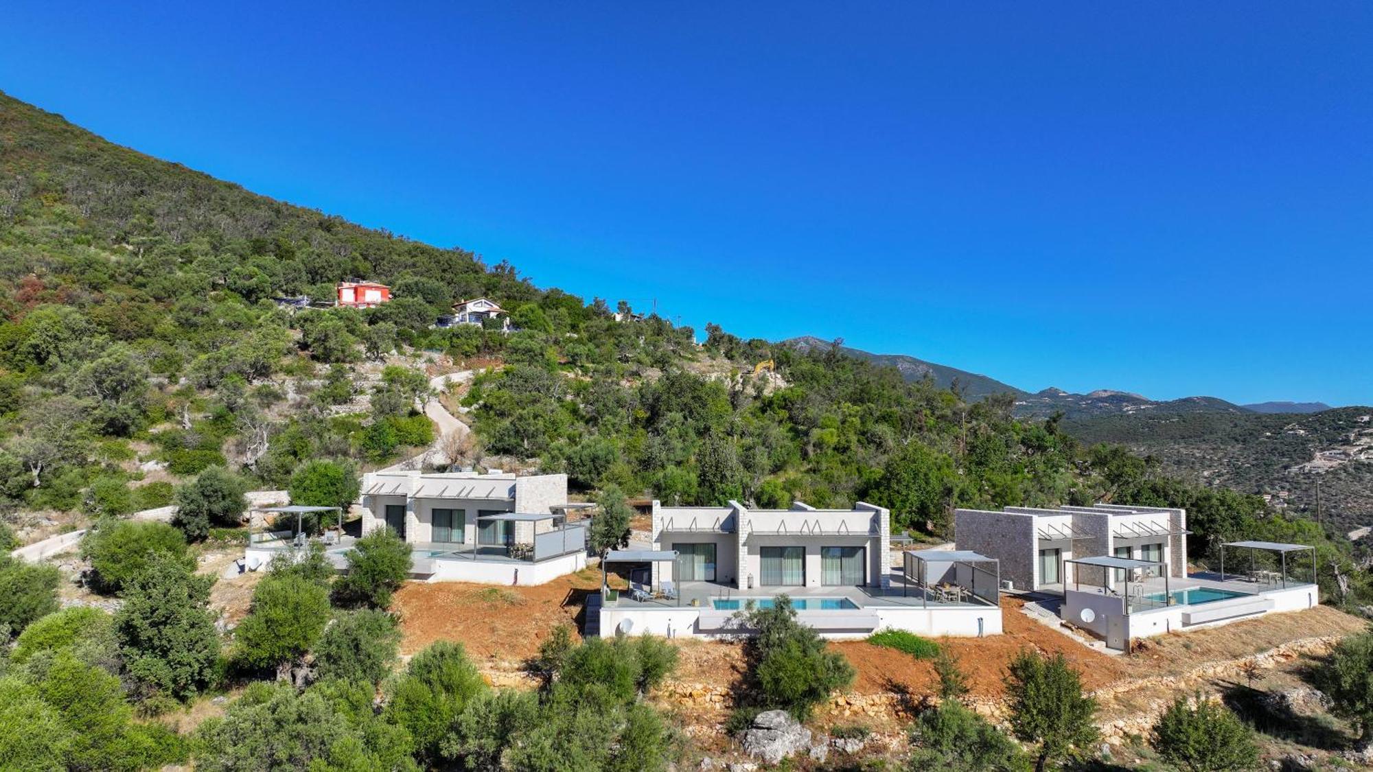 Brand New High-end Luna Sivota (Lefkada)