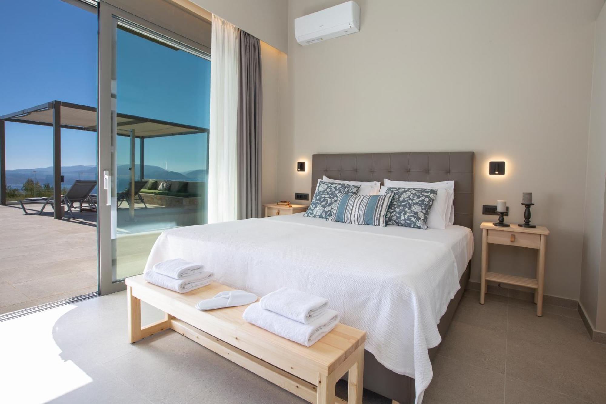 Brand New High-end Luna Villa Sivota (Lefkada)