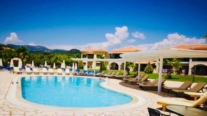 Aparthotel Perdika Resort