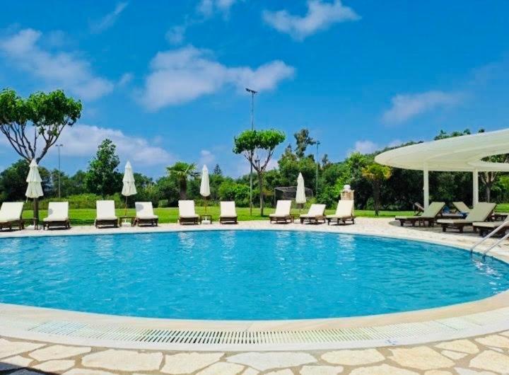Aparthotel Perdika Resort 3*