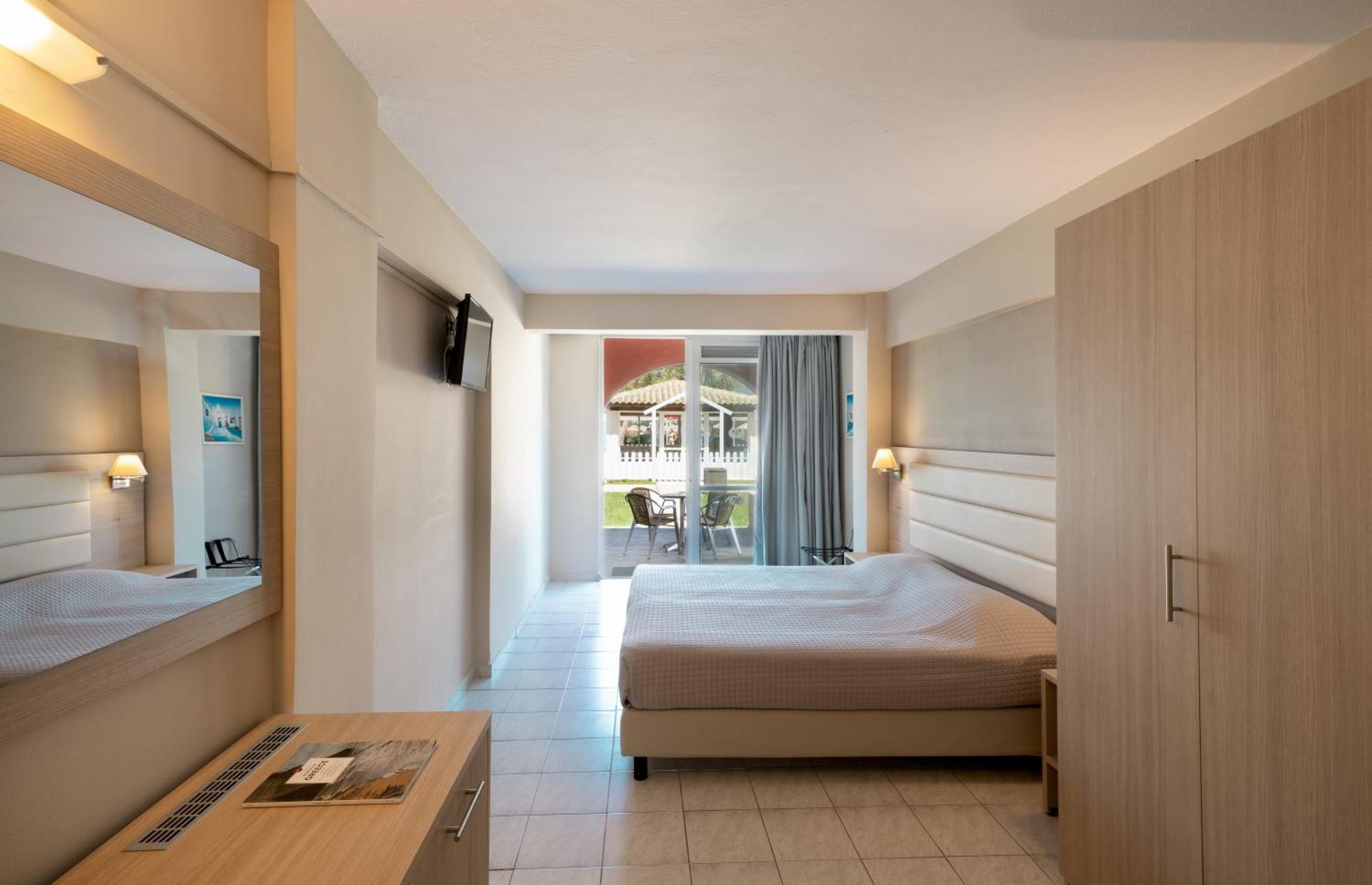 Messonghi Hotel 4*