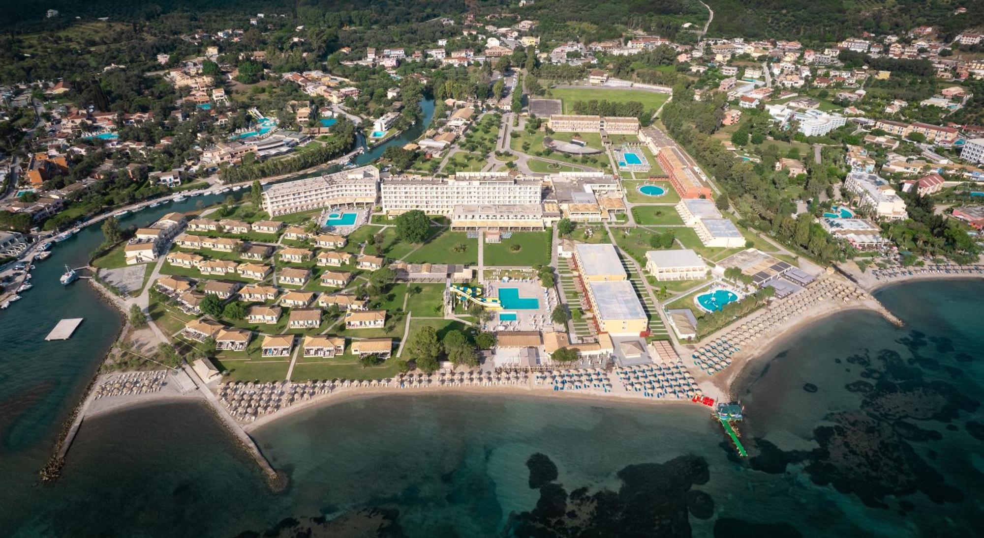 Hotel Messonghi 4*