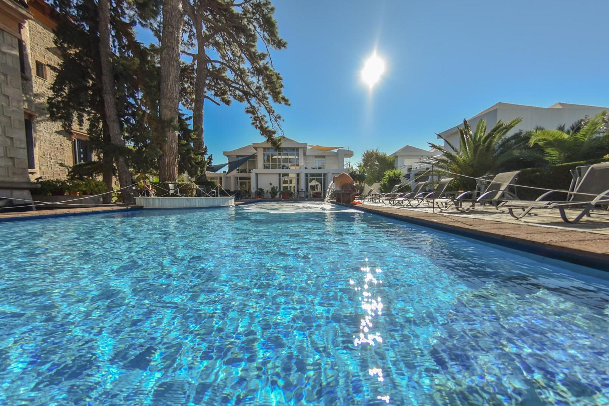 The Loriet Aparthotel